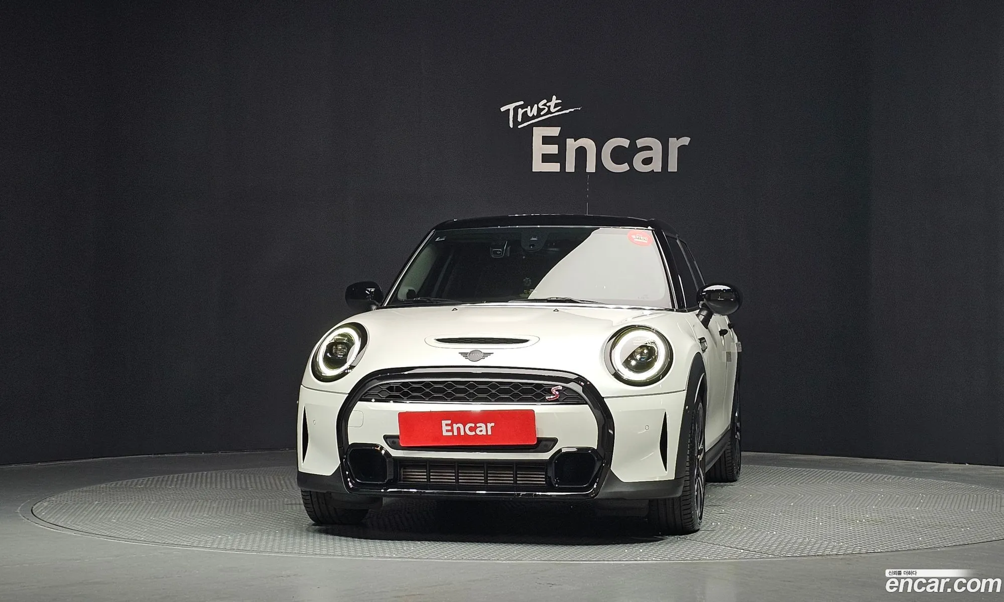 Mini Cooper S 2024 — 24