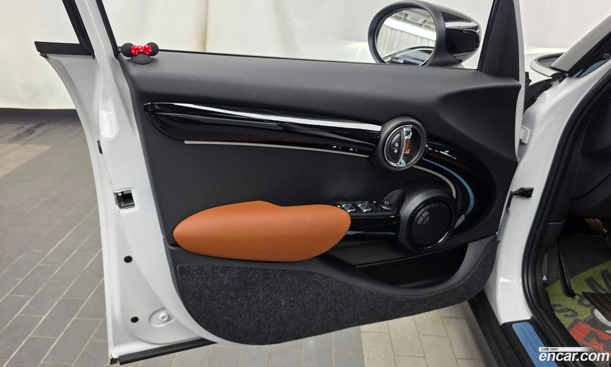 Mini Cooper S 2024 — 4