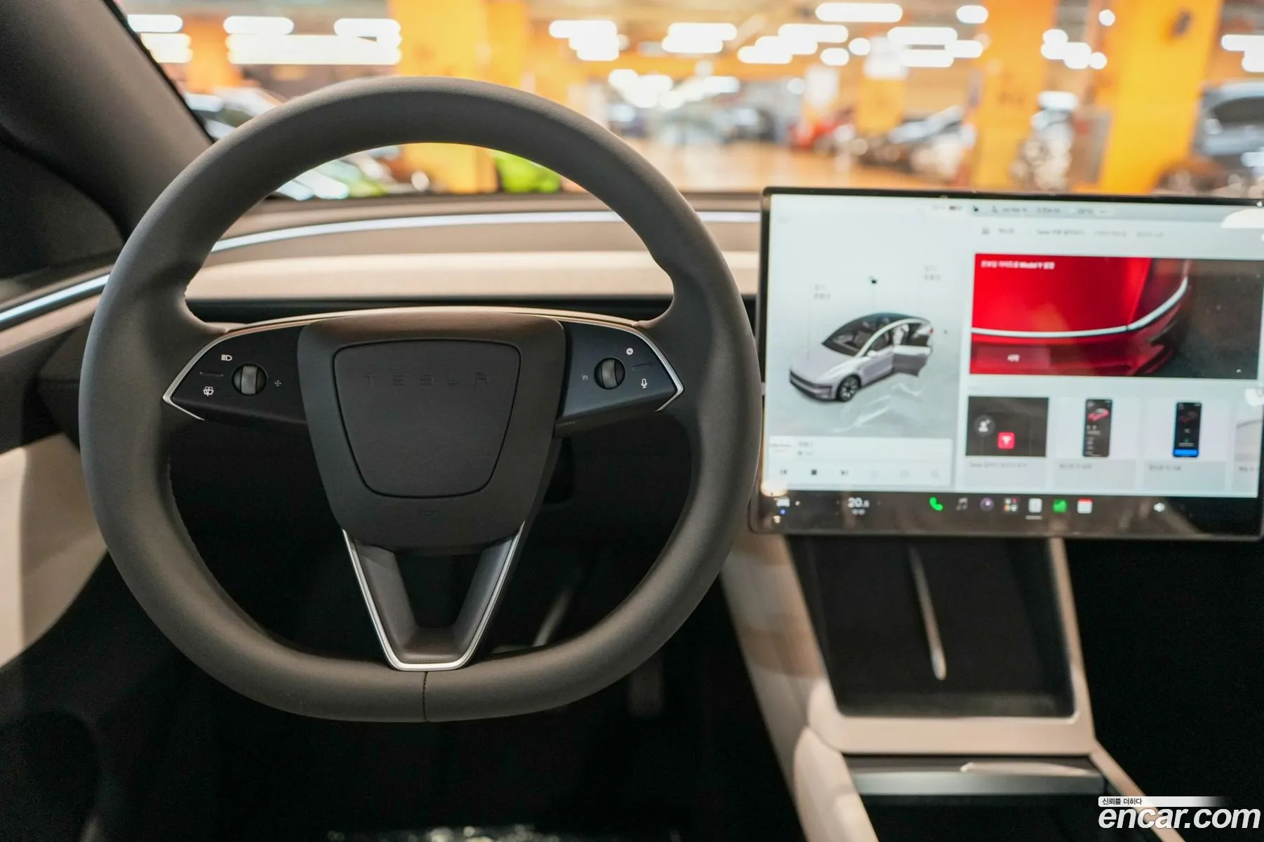 Tesla Model Y 2026 — 8