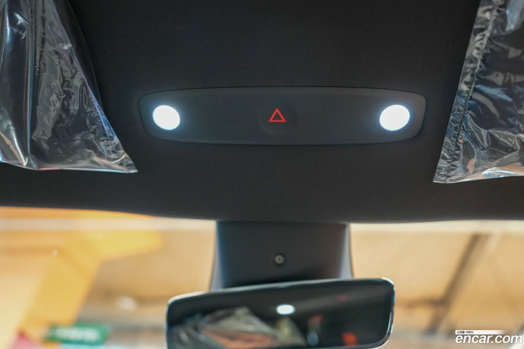 Tesla Model Y 2026 — 5