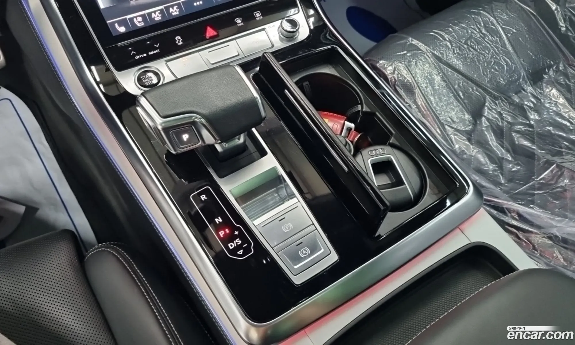 Audi Q8 2023 — 10