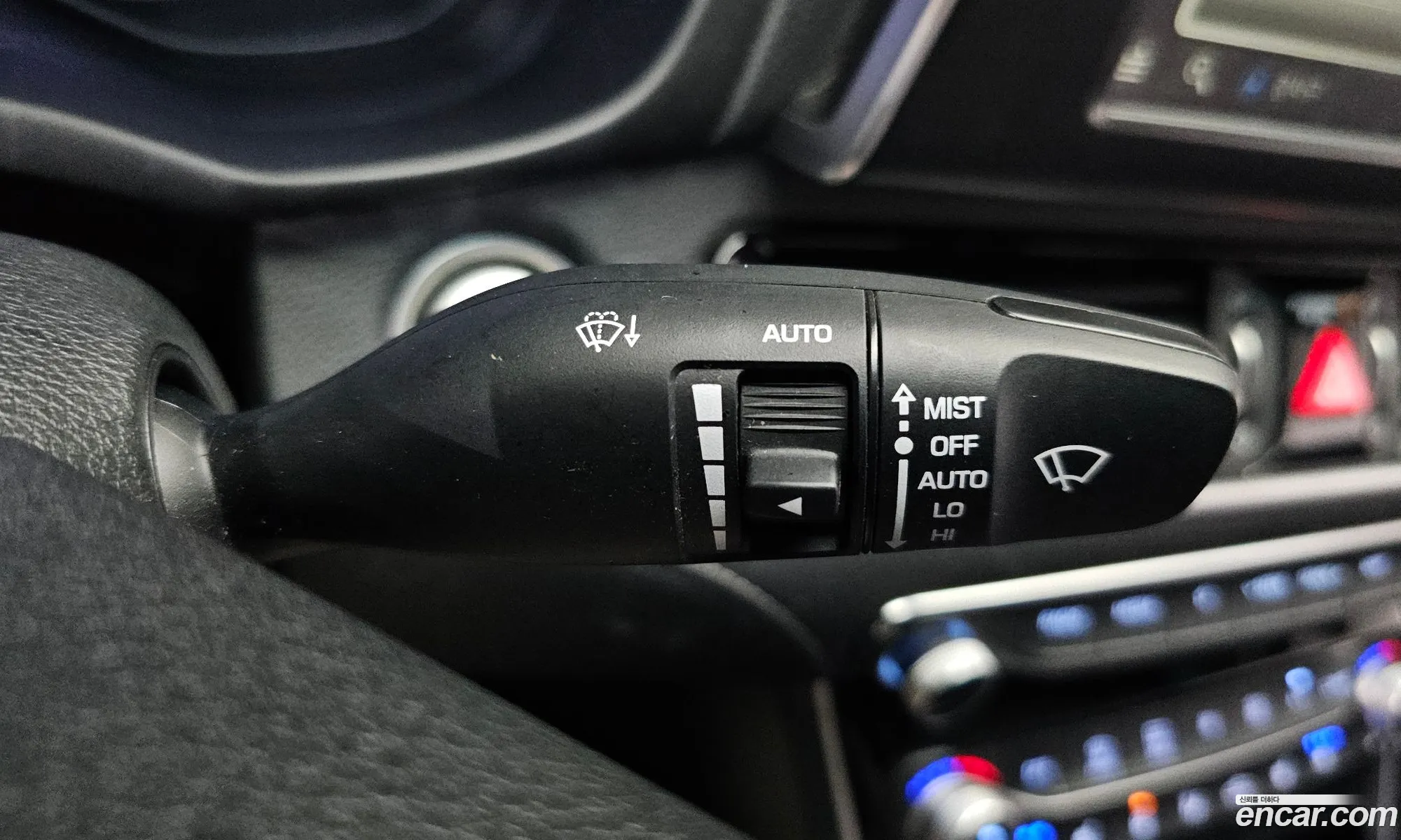 Hyundai Grandeur IG 2019 — 28