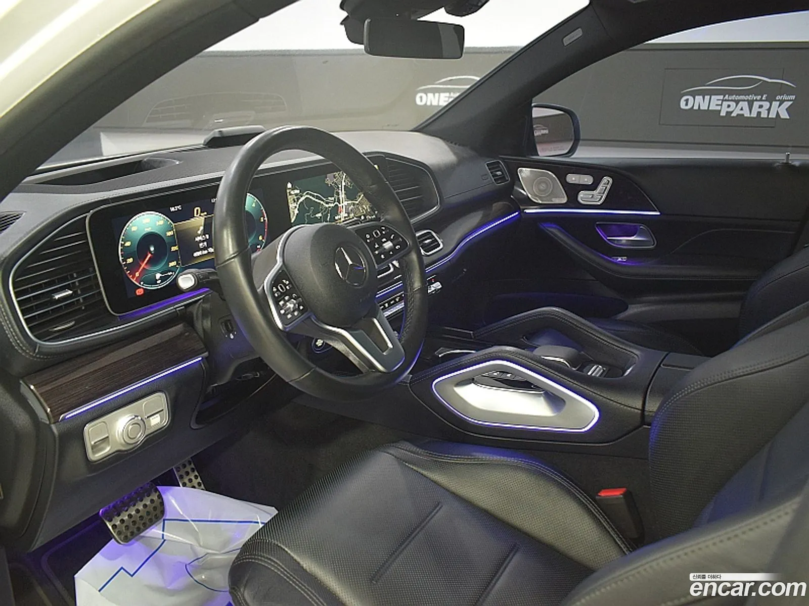 Mercedes-Benz GLE-Class W167 2022 — 10