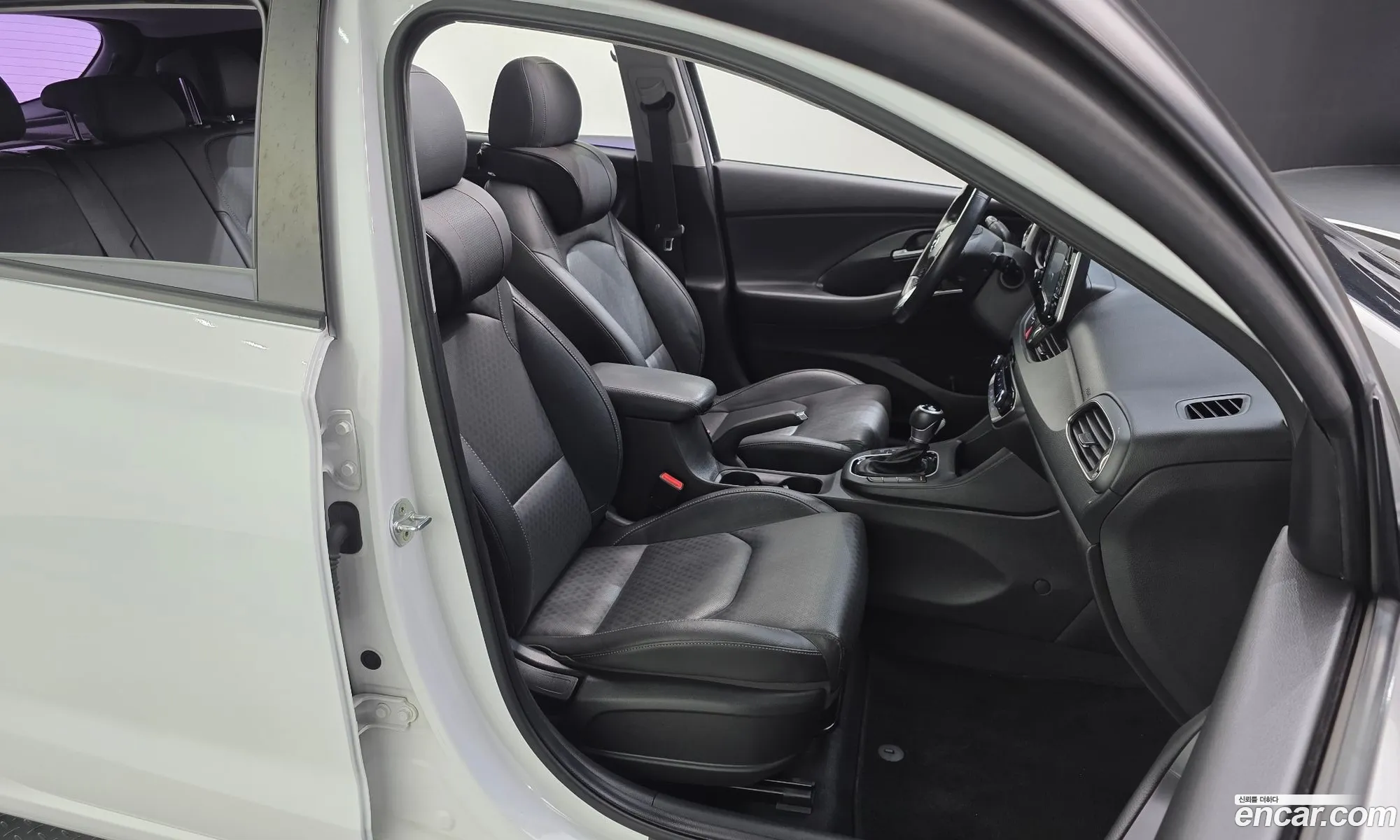 Hyundai i30 2017 — 11