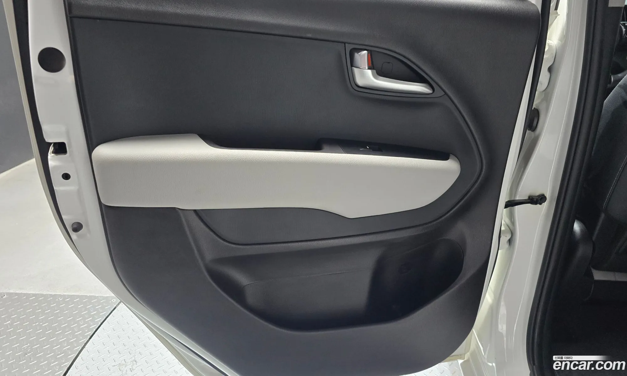 Kia Kia Ray 2022 — 22