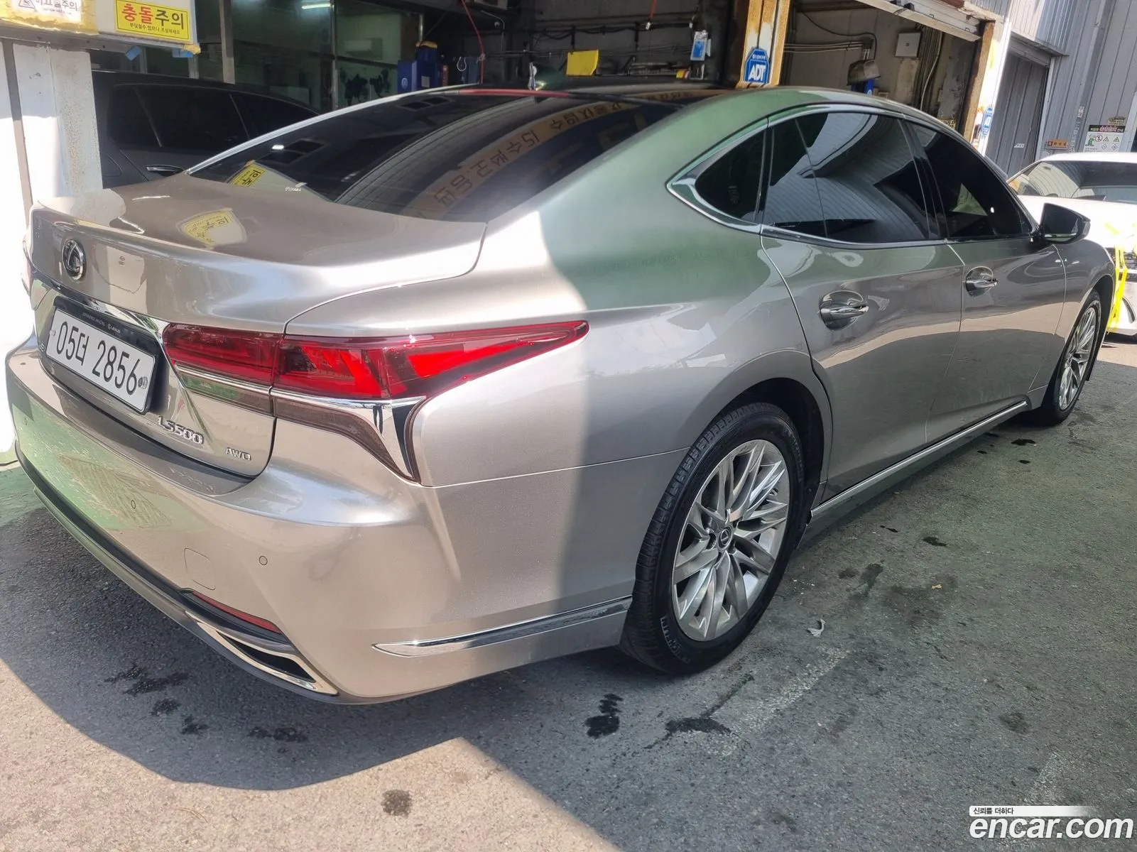 Lexus LS500 2018 — 7
