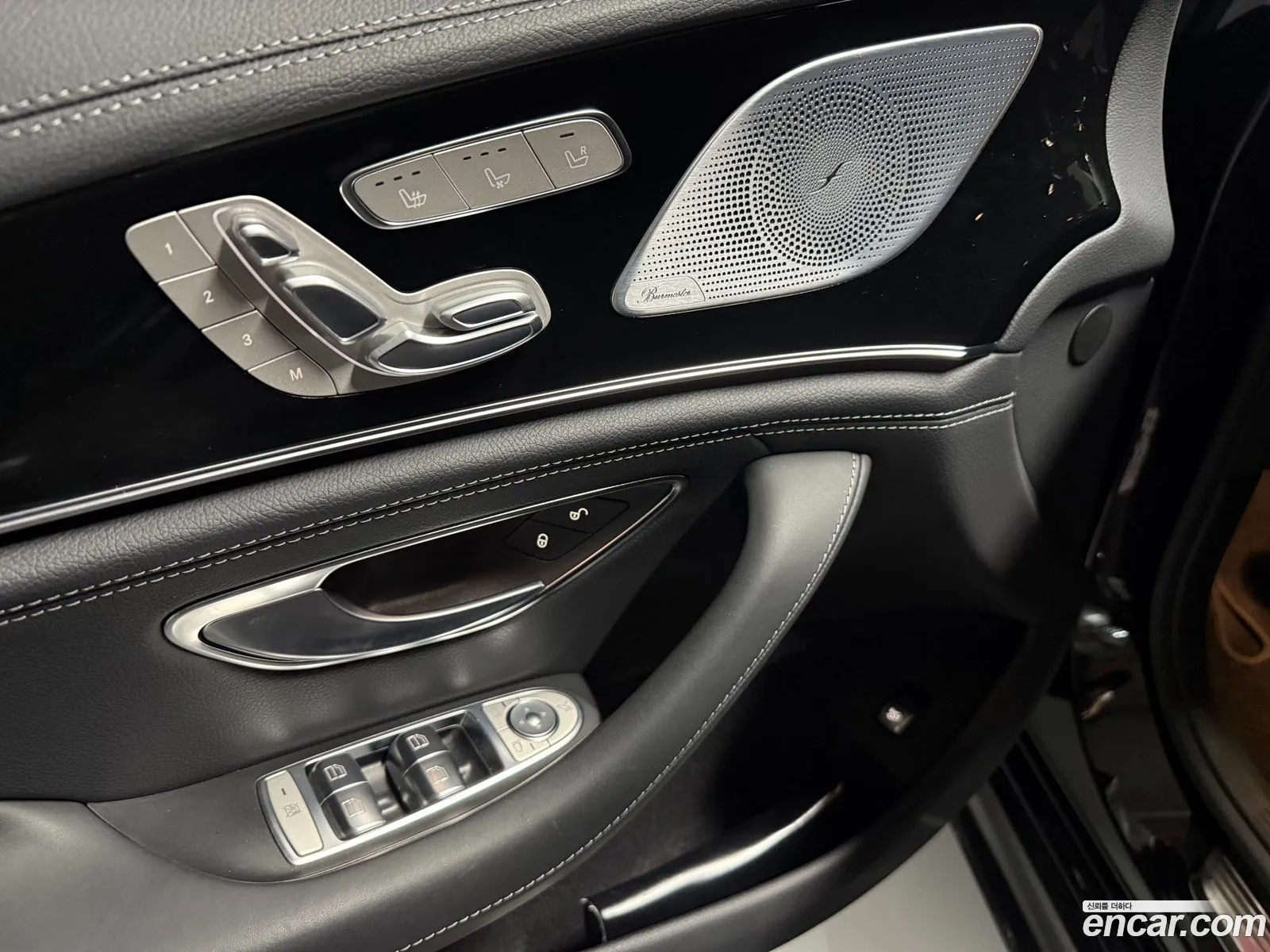Mercedes-Benz AMG GT 2021 — 10
