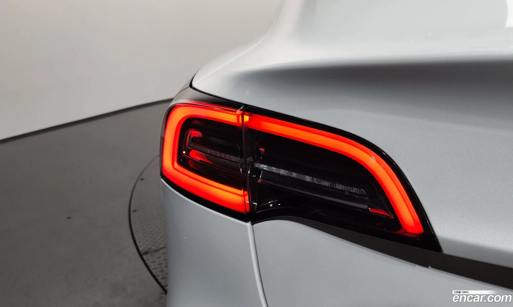 Tesla Model 3 2022 — 23