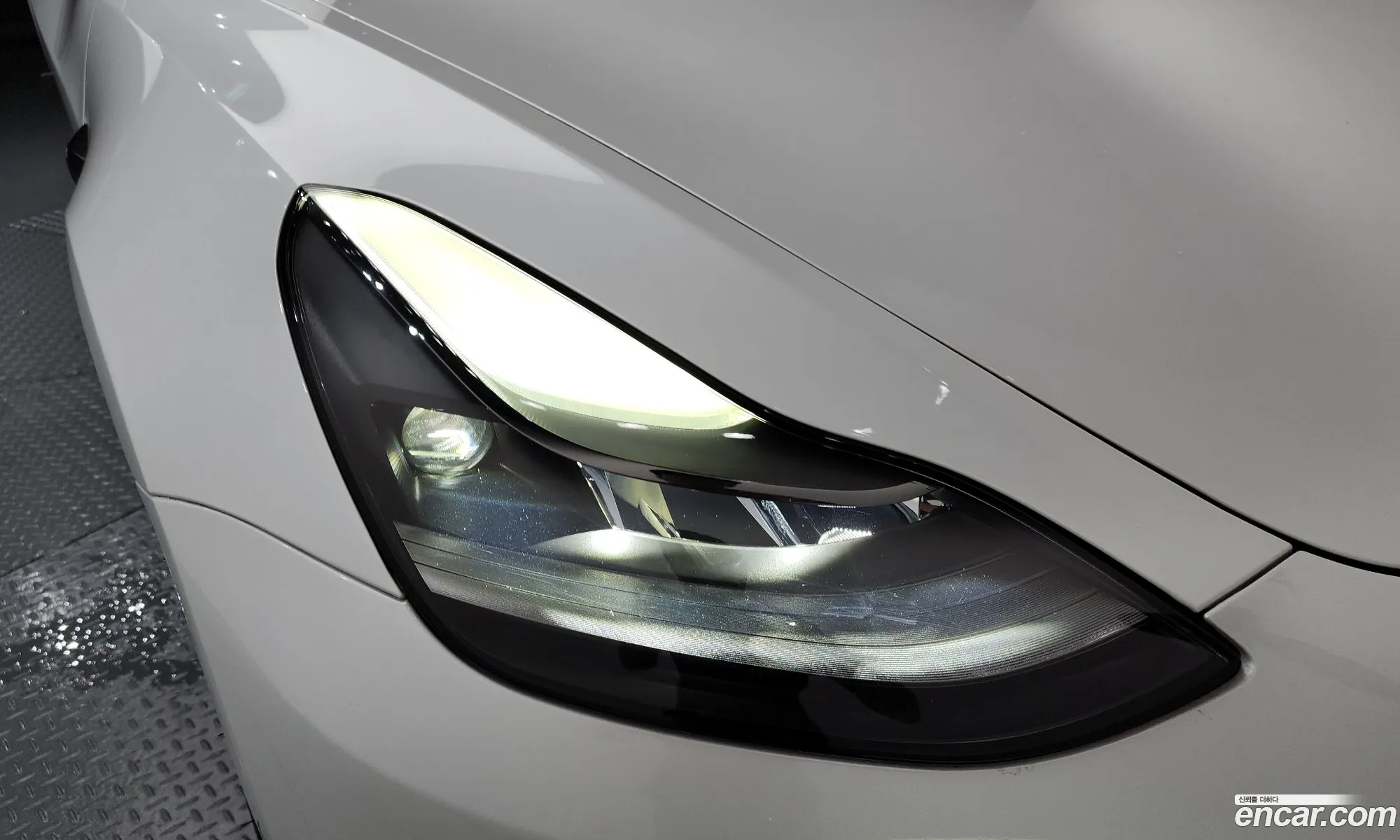 Tesla Model 3 2022 — 9
