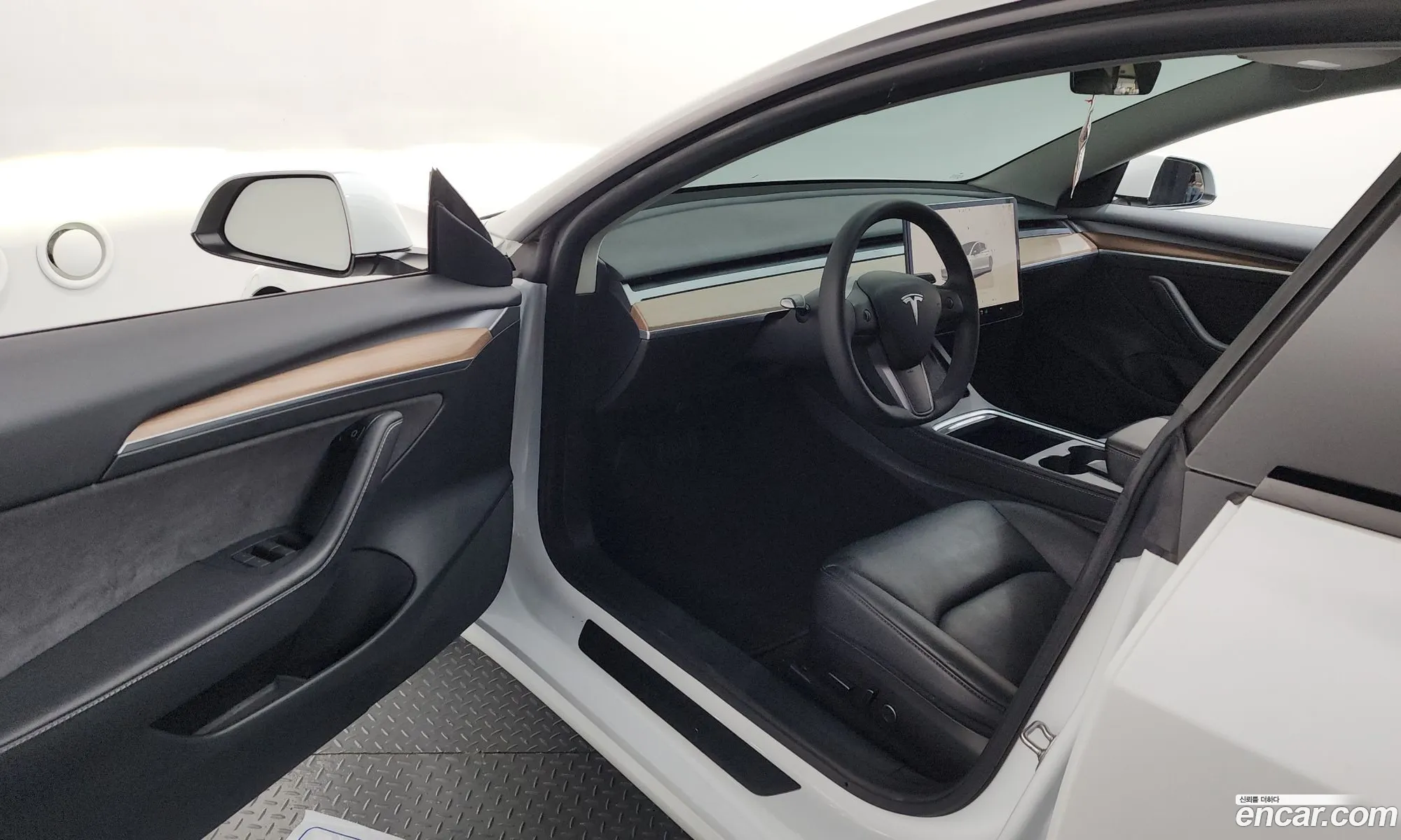 Tesla Model 3 2022 — 4