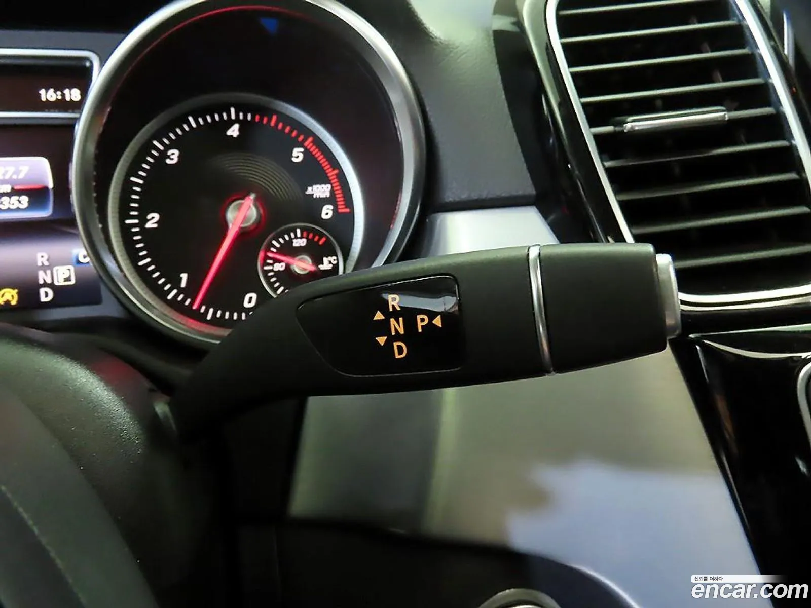 Mercedes-Benz GLE-Class W166 2018 — 8