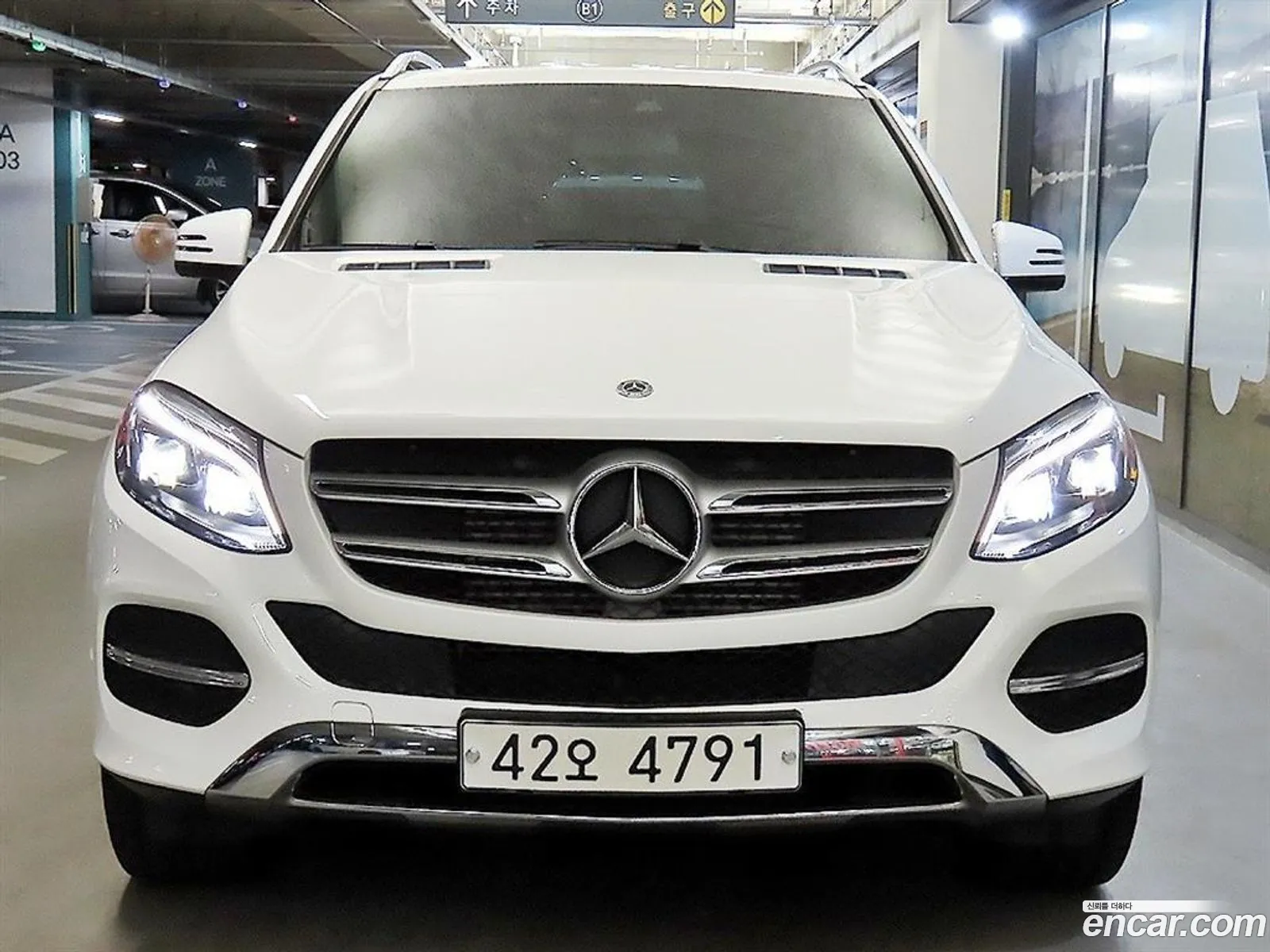 Mercedes-Benz GLE-Class W166 2018 — 13