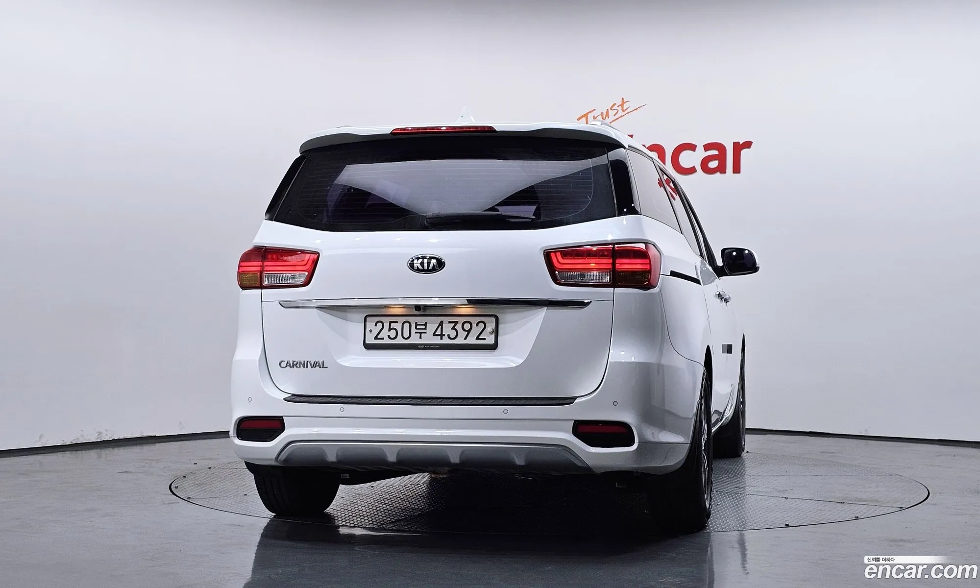 Kia Carnival 2018 — 30