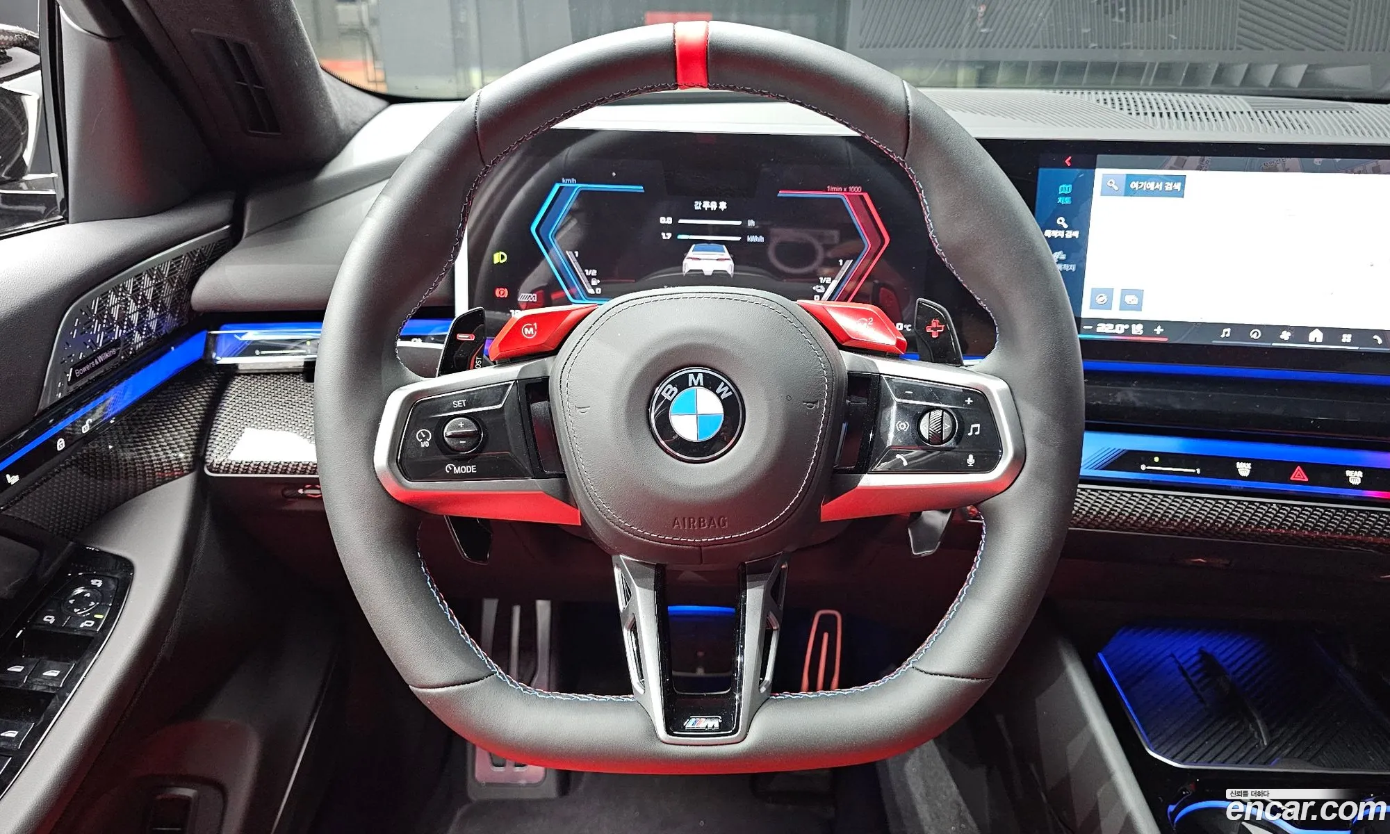 BMW M5 2025 WBS81FK02TCW48516 — 18