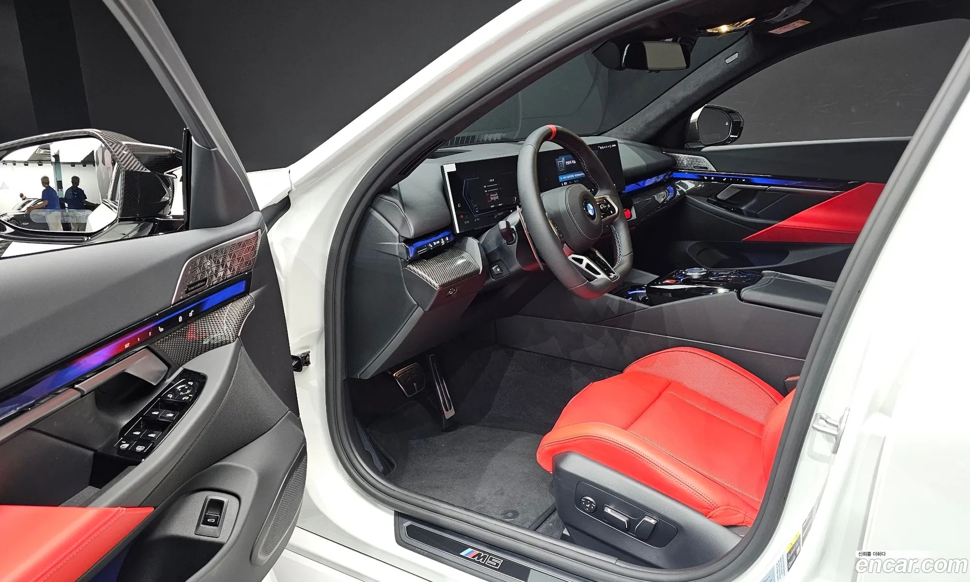 BMW M5 2025 WBS81FK02TCW48516 — 11