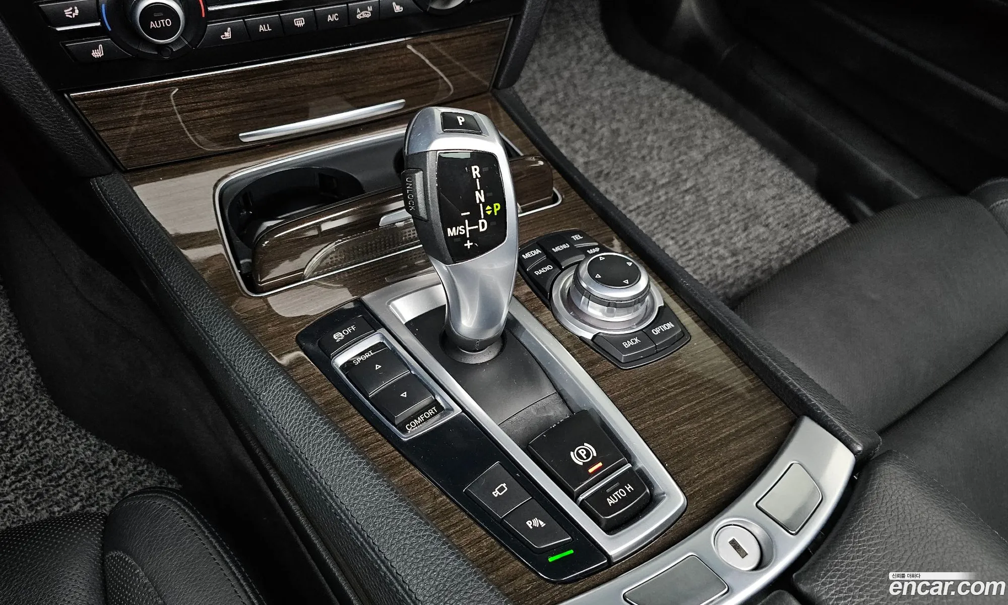 BMW 7 Series 2012 WBAYE8107DDD87694 — 7