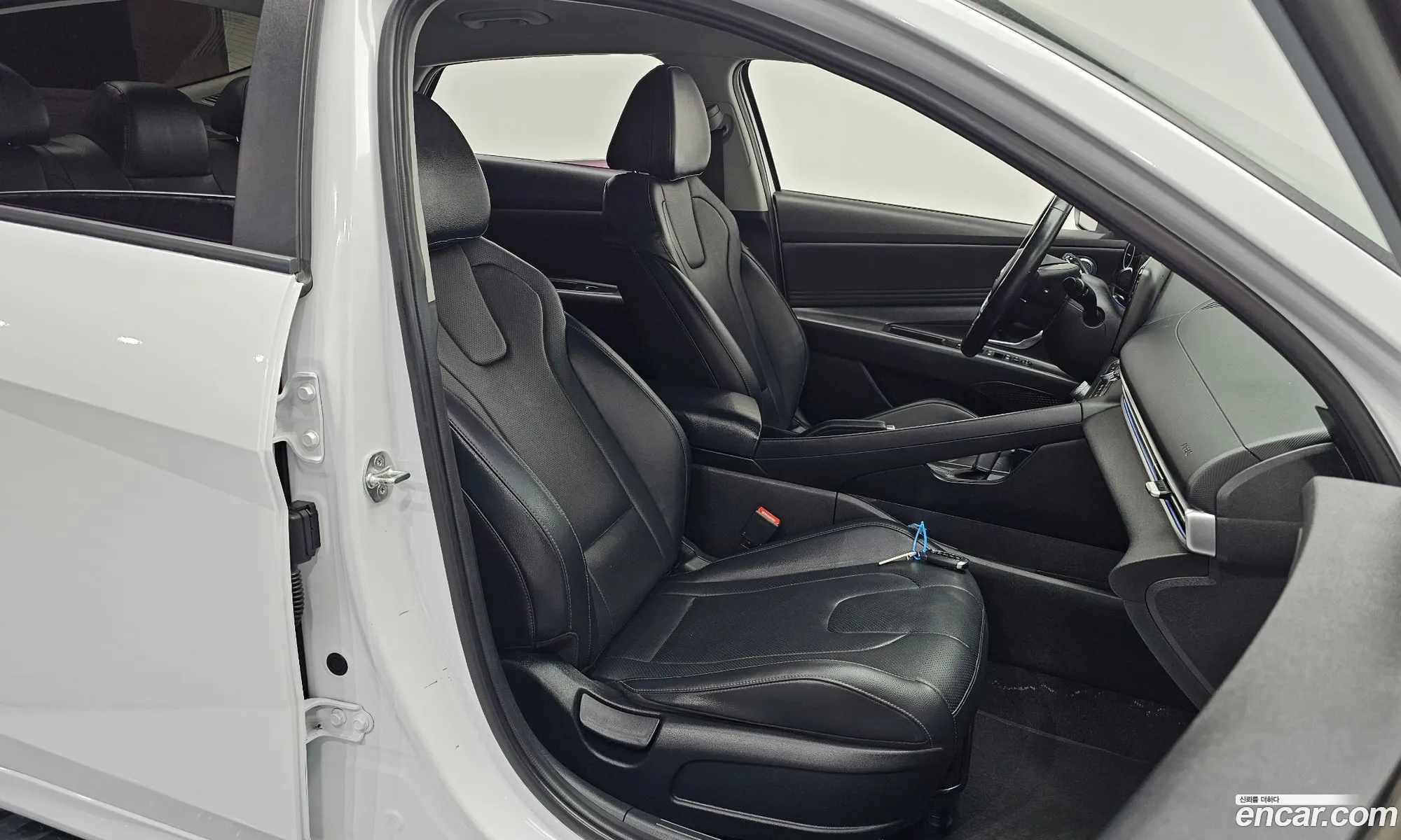 Hyundai Elantra 2020 — 20