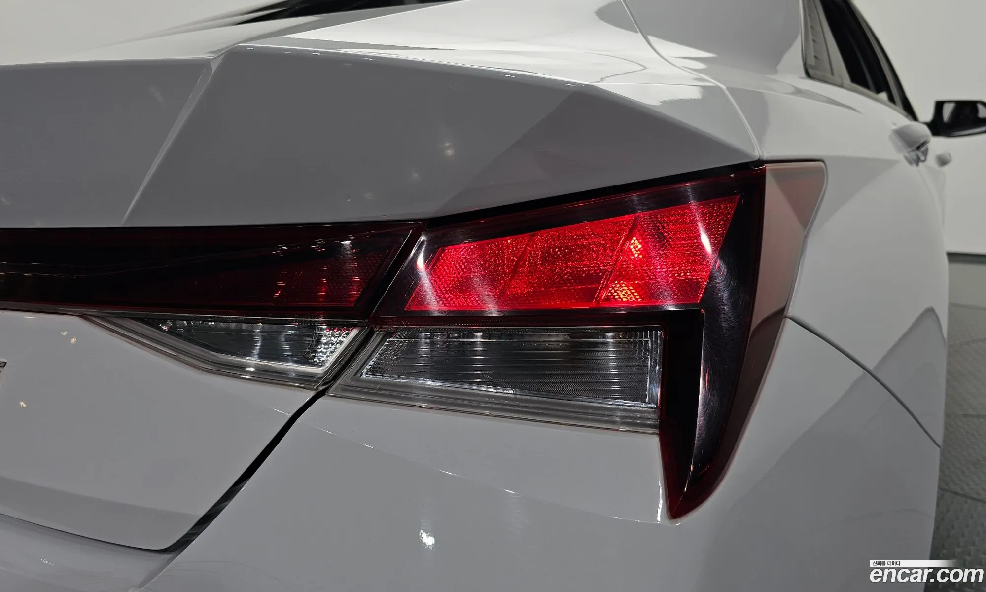Hyundai Elantra 2020 — 3