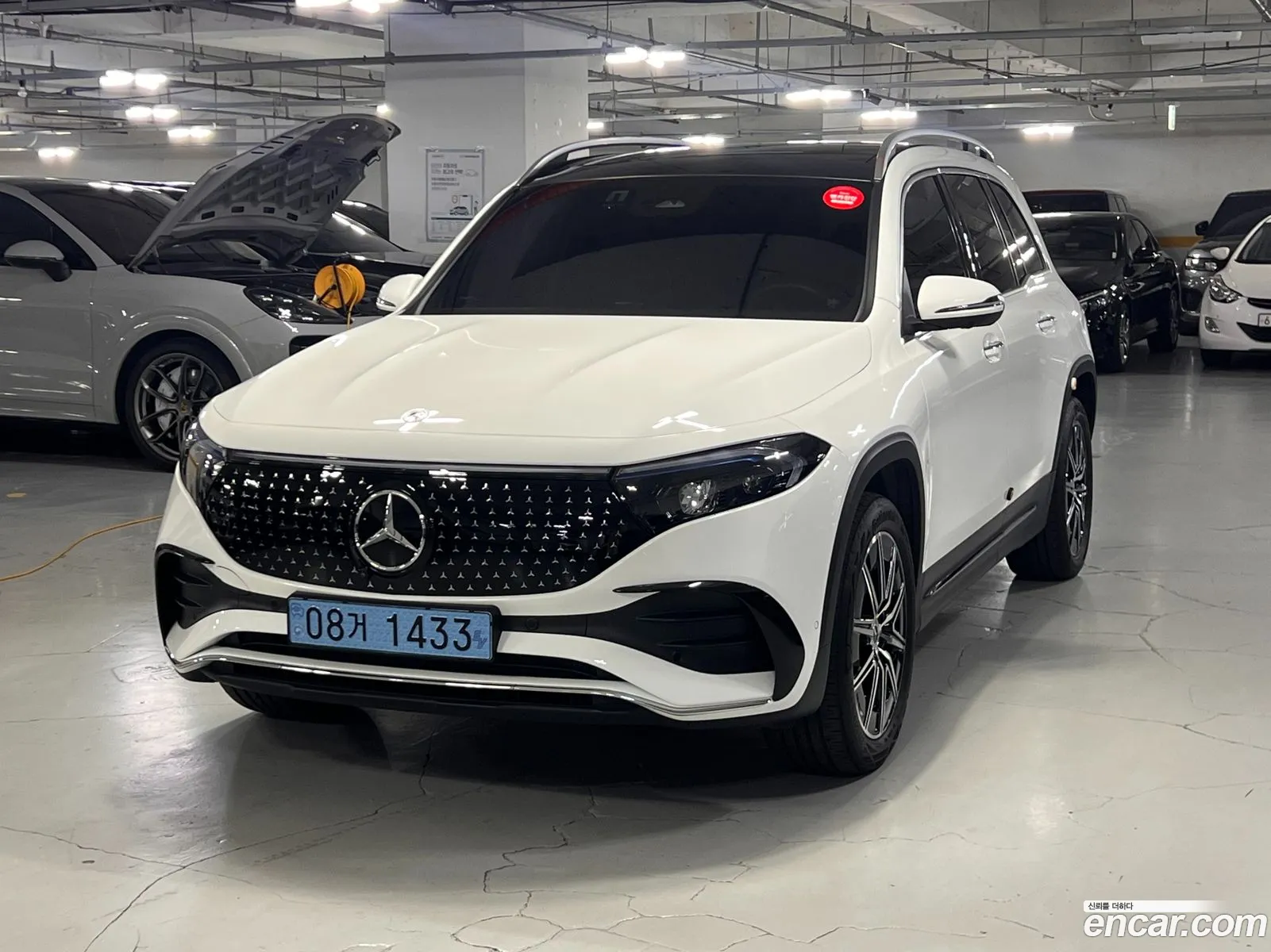 Mercedes-Benz EQB X243 2024 — 19