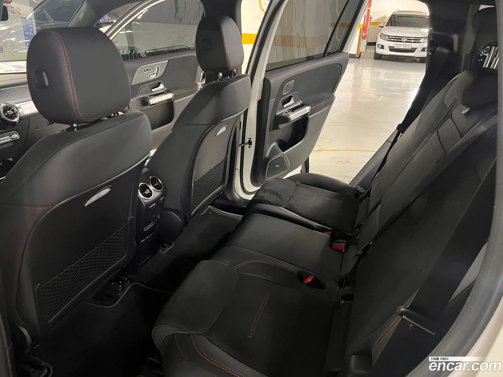 Mercedes-Benz EQB X243 2024 — 6