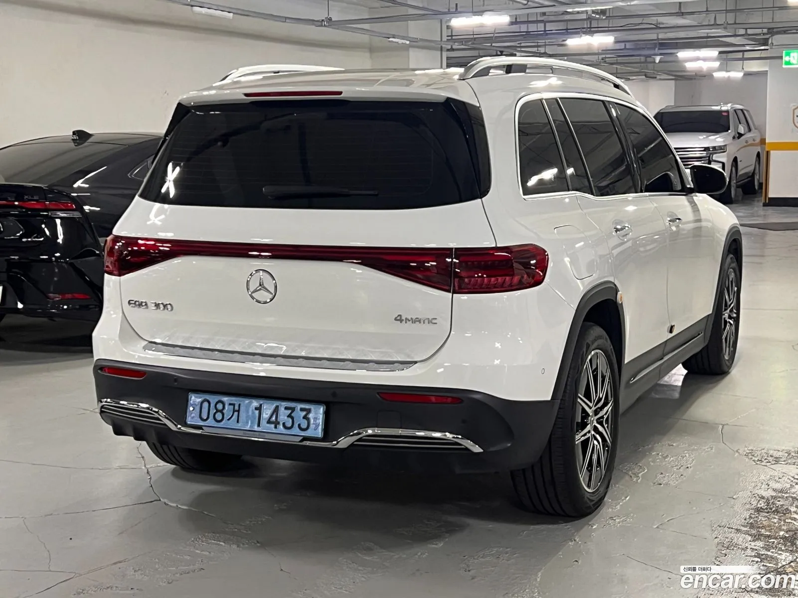 Mercedes-Benz EQB X243 2024 — 16