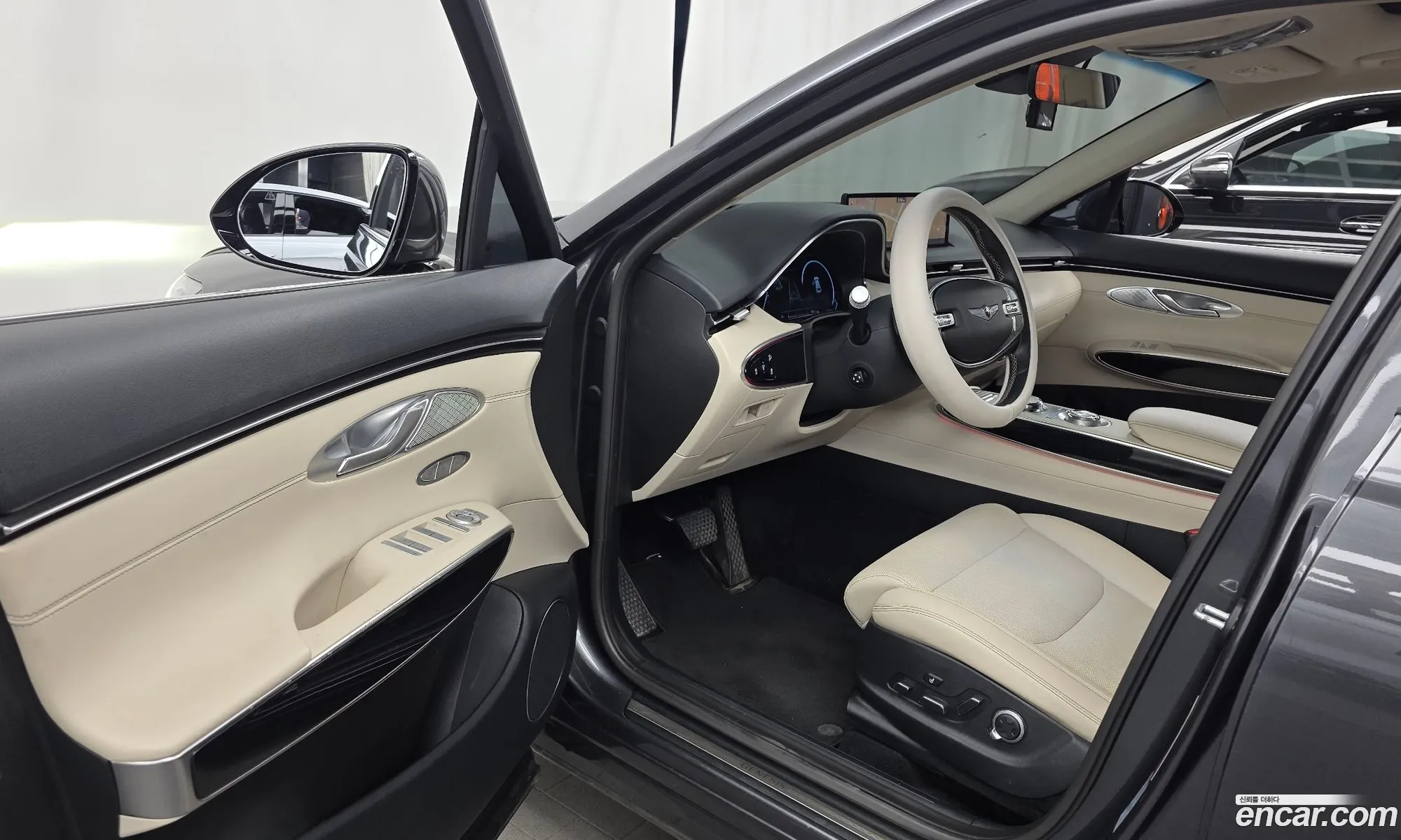 Genesis GV70 2021 — 20