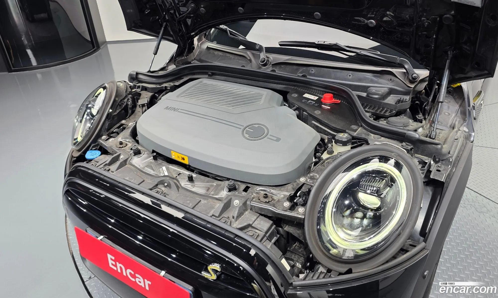 Mini Cooper Electric 2023 — 8