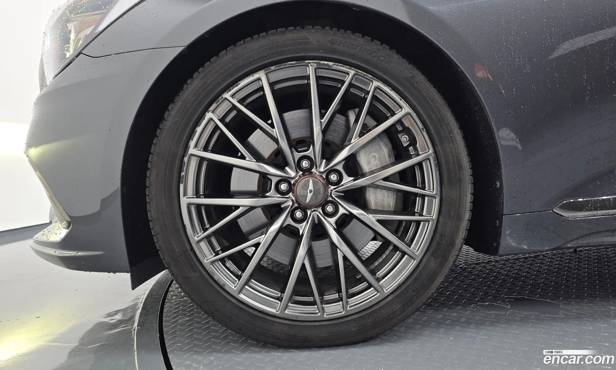 Genesis G80 2018 — 18