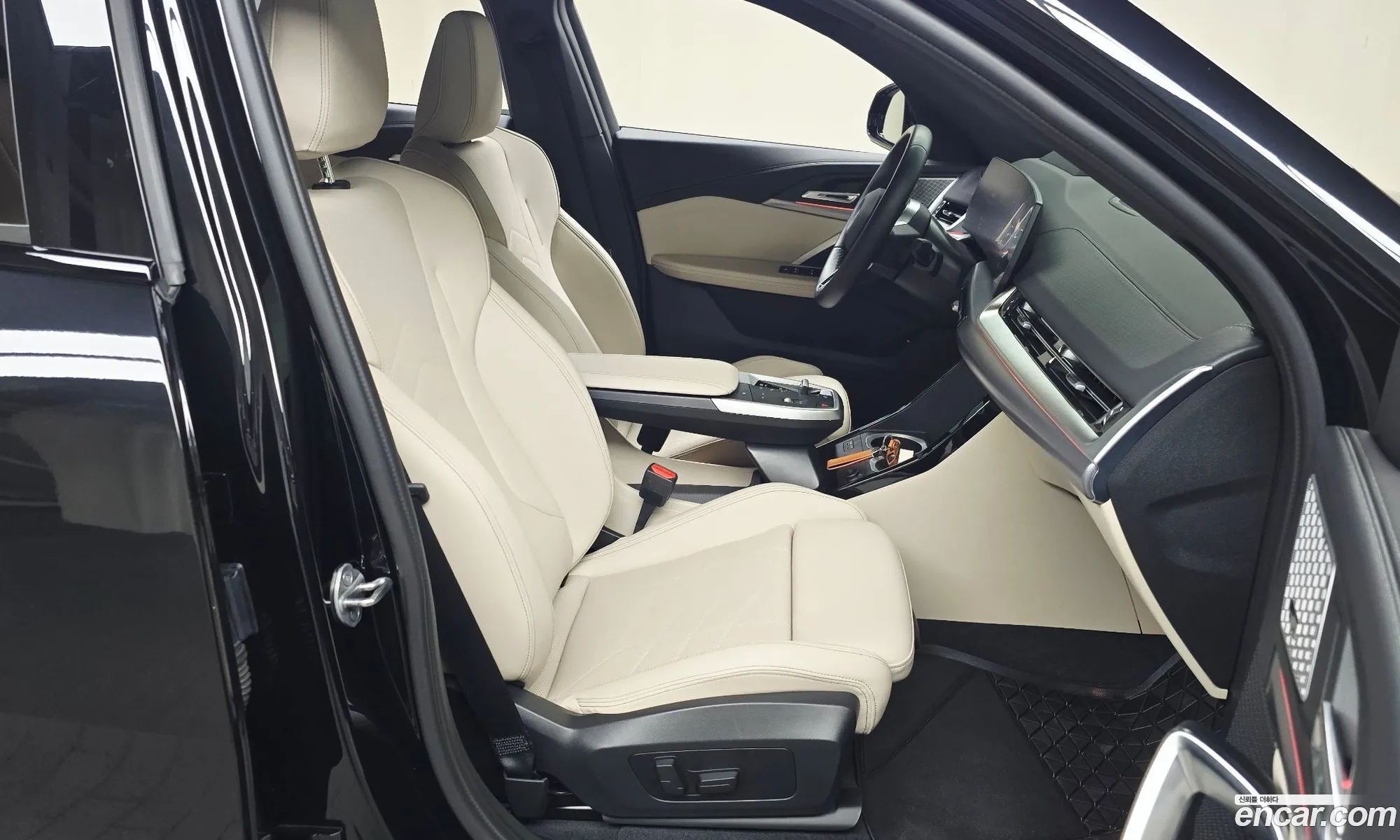 BMW iX2 2024 WBY51GM07R5Z65328 — 24