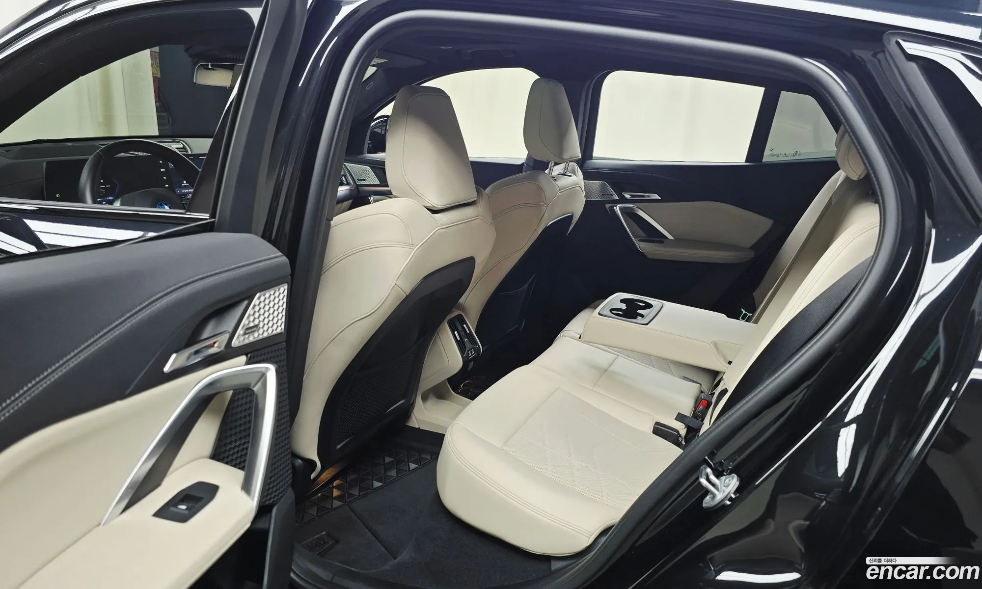 BMW iX2 2024 WBY51GM07R5Z65328 — 20