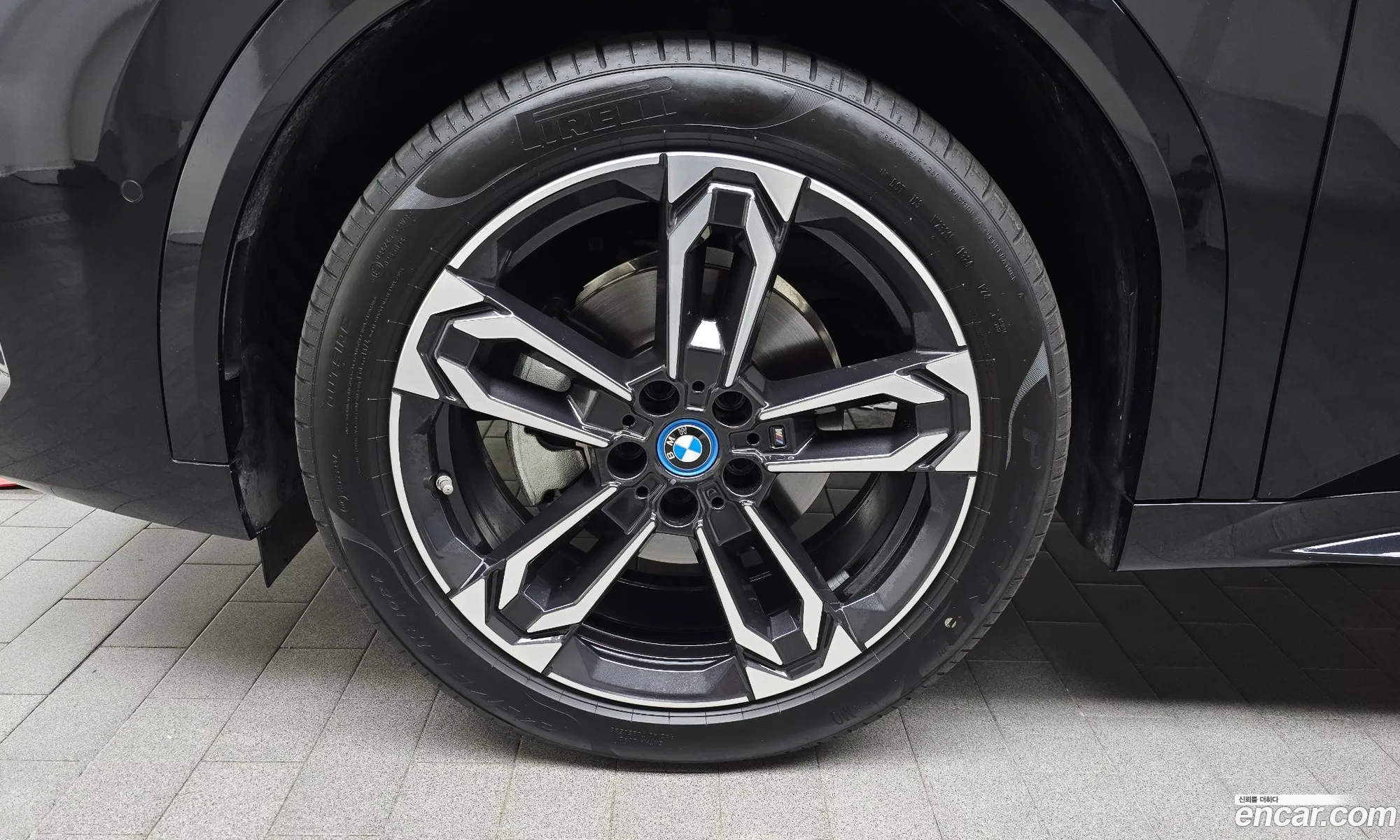 BMW iX2 2024 WBY51GM07R5Z65328 — 16