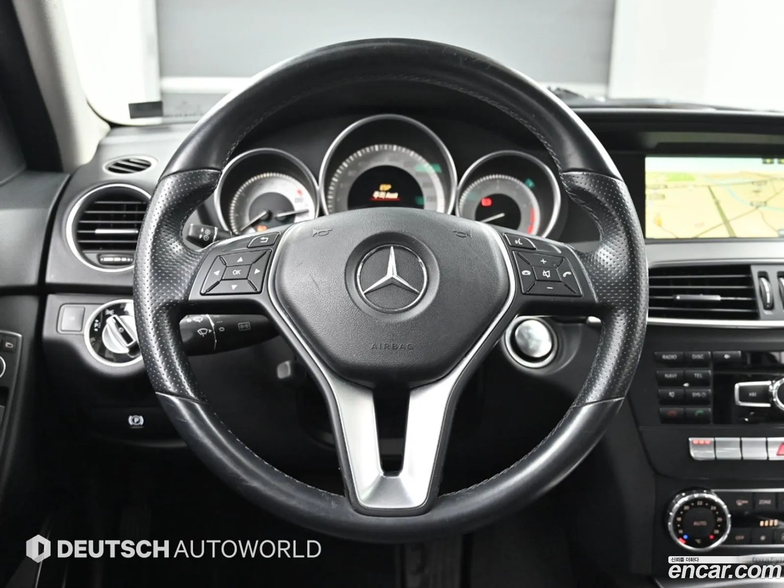 Mercedes-Benz C-Class W204 2011 — 5