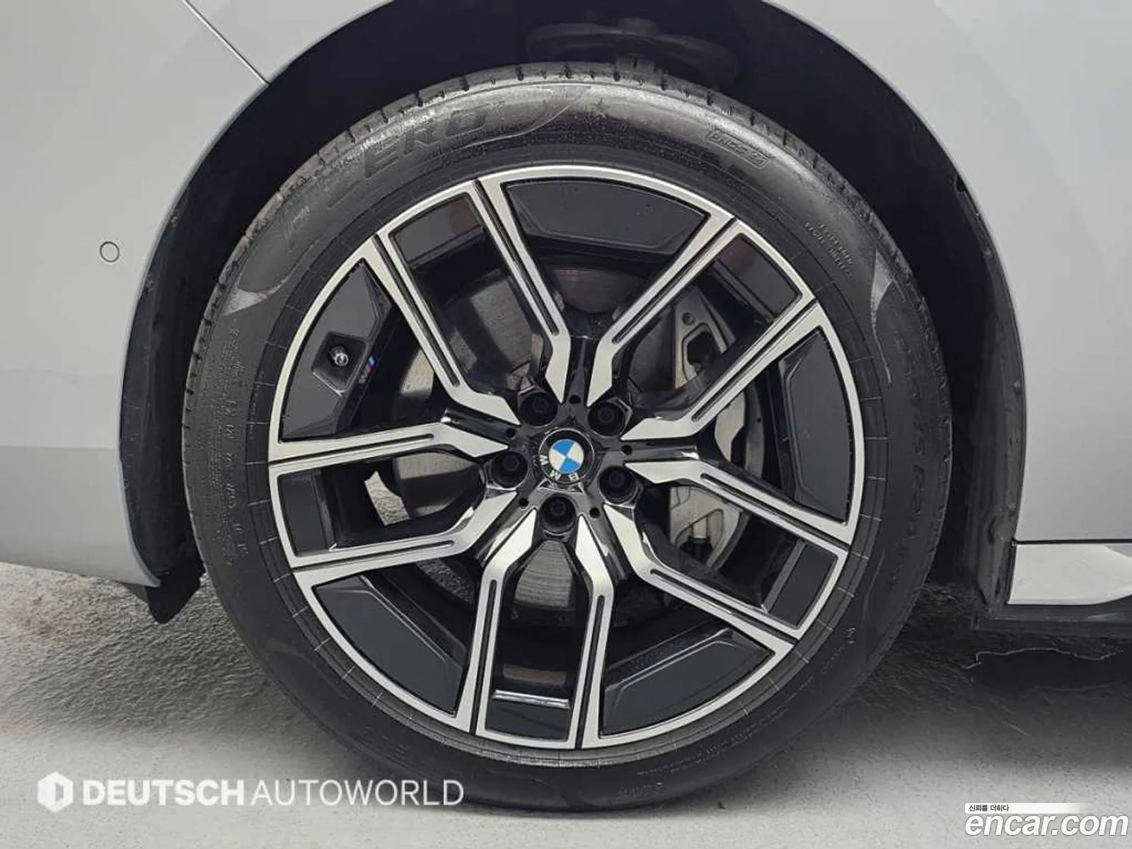 BMW i7 2023 — 3