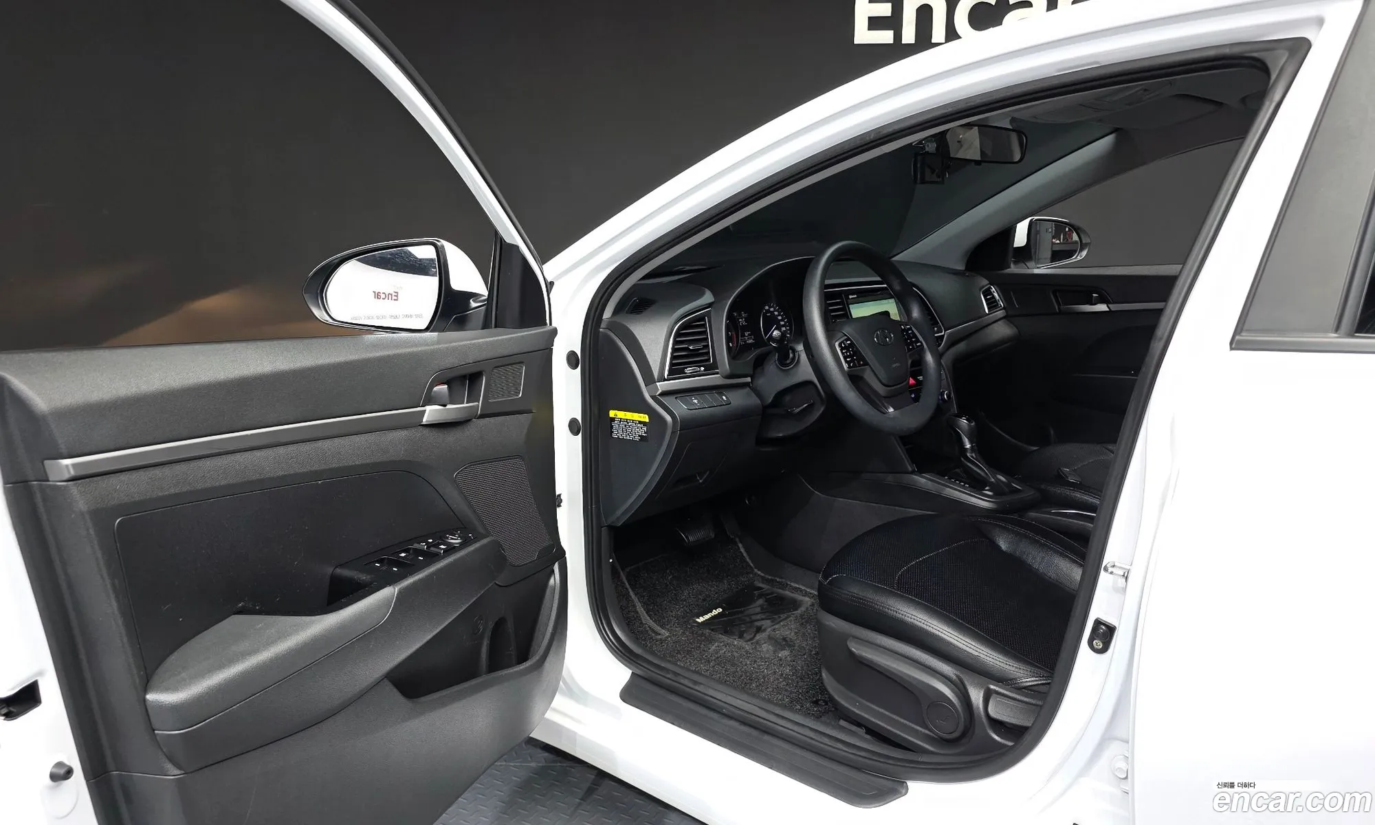 Hyundai Elantra AD 2018 — 8