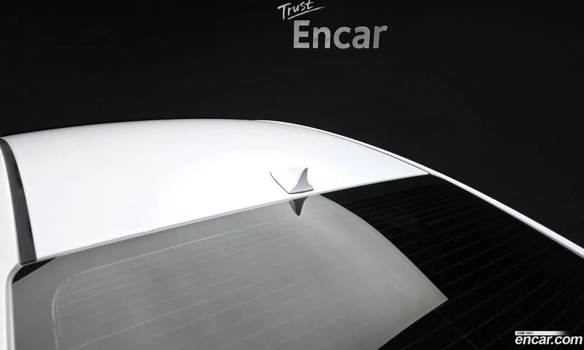 Hyundai Elantra AD 2018 — 12
