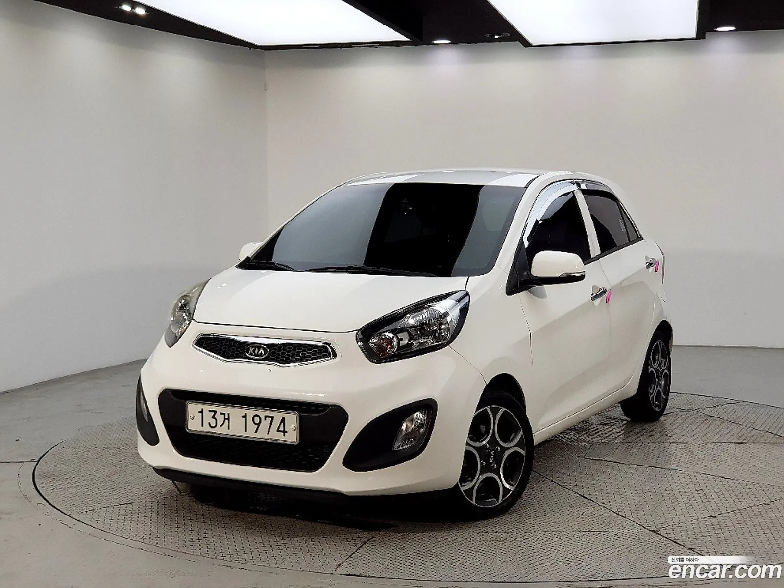 Kia Morning 2012 — 17