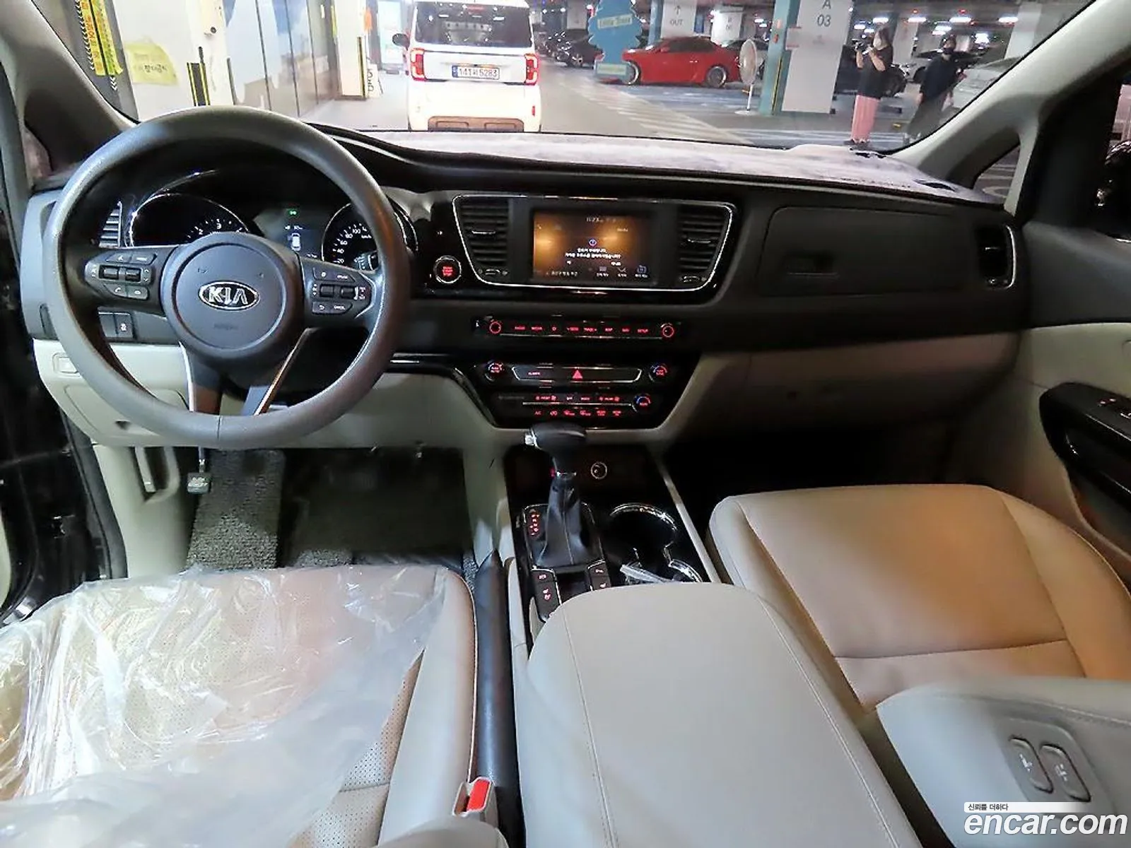 Kia Carnival 2018 — 16