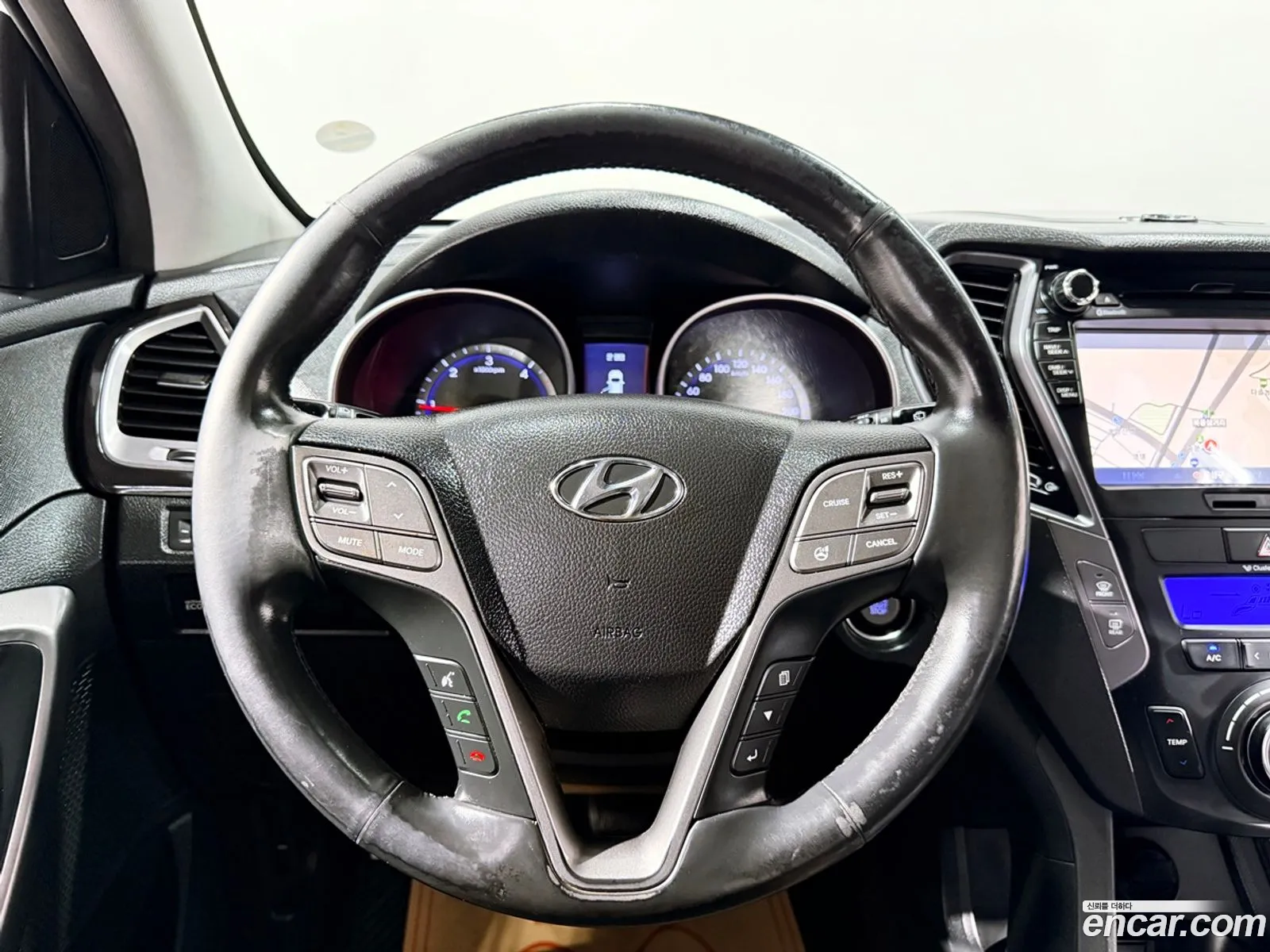 Hyundai Santa Fe DM 2014 — 14