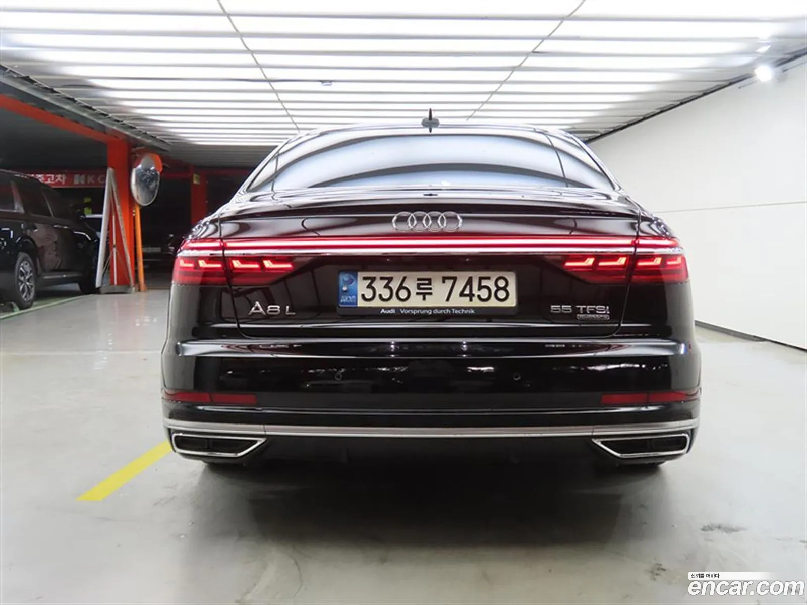 Audi A8 2021 — 18