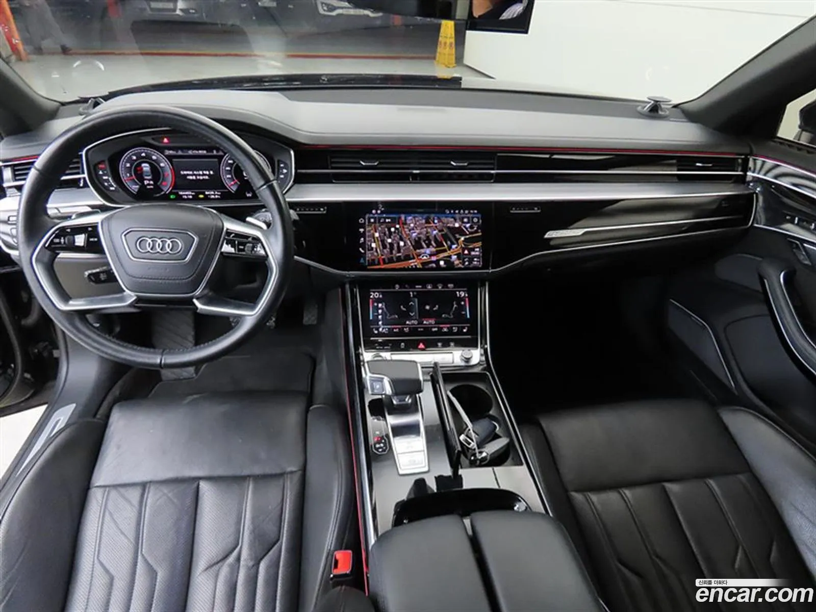 Audi A8 2021 — 14