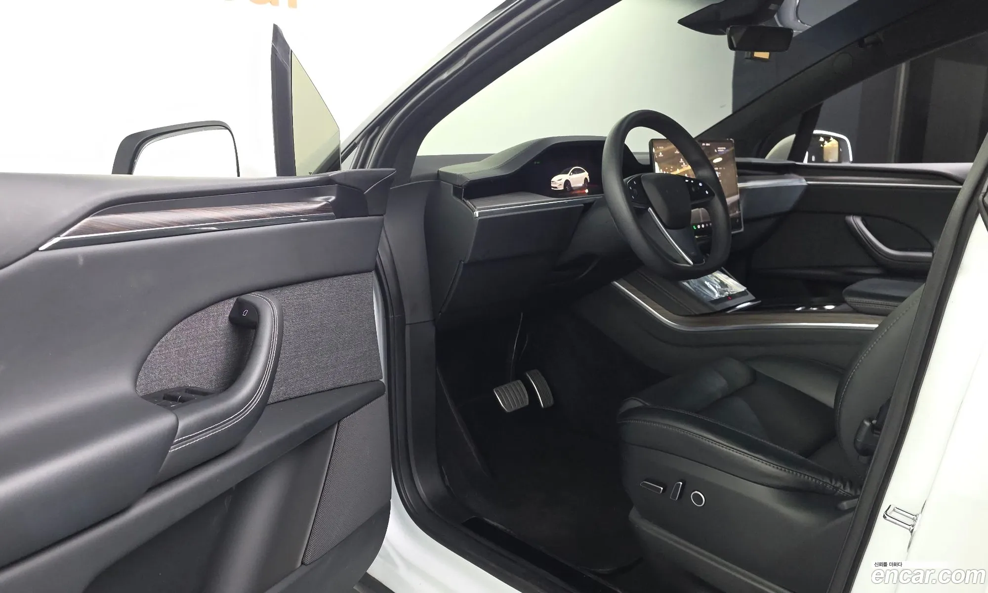 Tesla Model X 2023 7SAXCAE50PF399538 — 9
