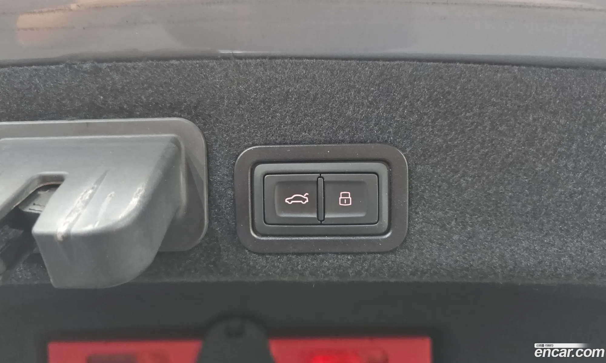 Audi A6 2018 WAUZZZ4G0JN132802 — 12