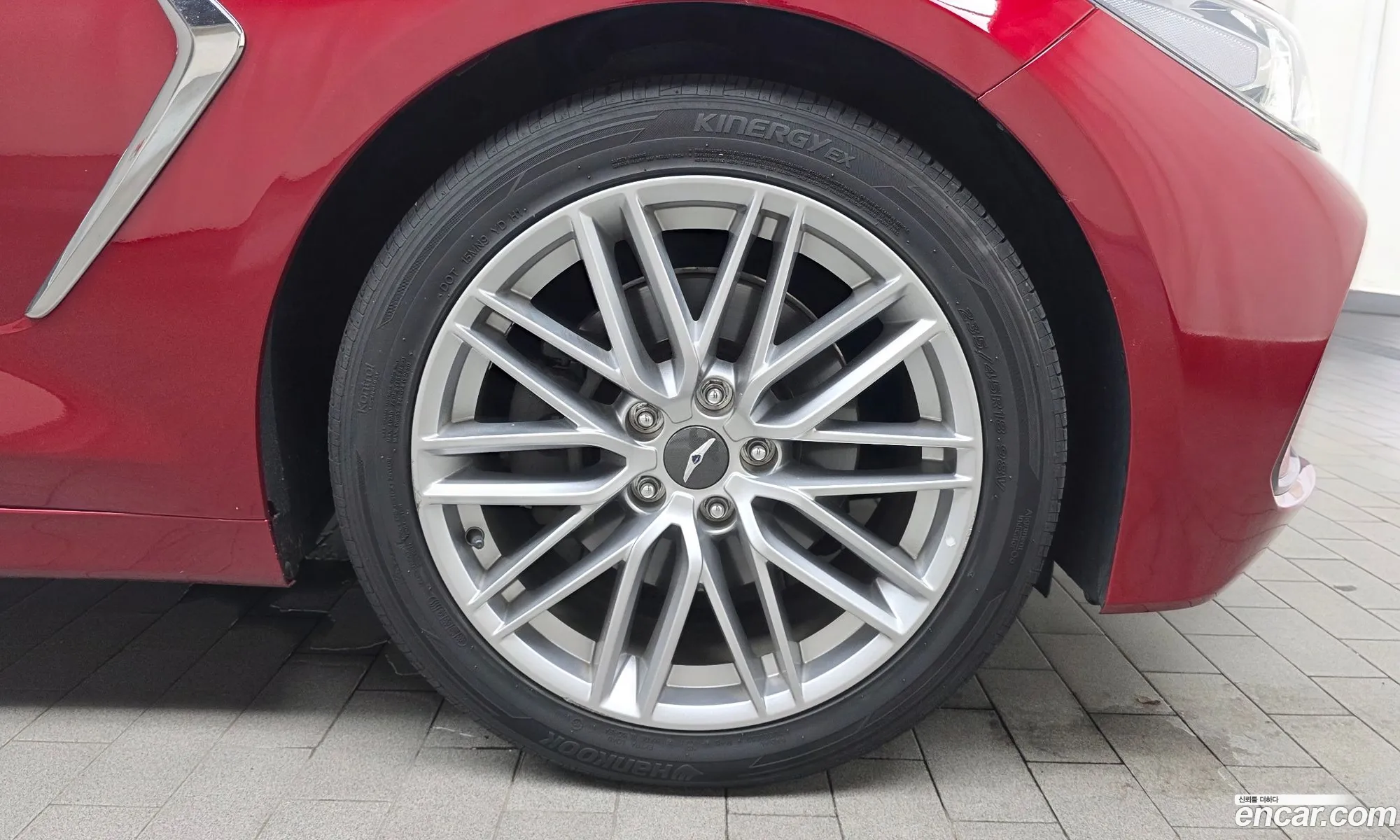 Genesis G70 2018 — 22