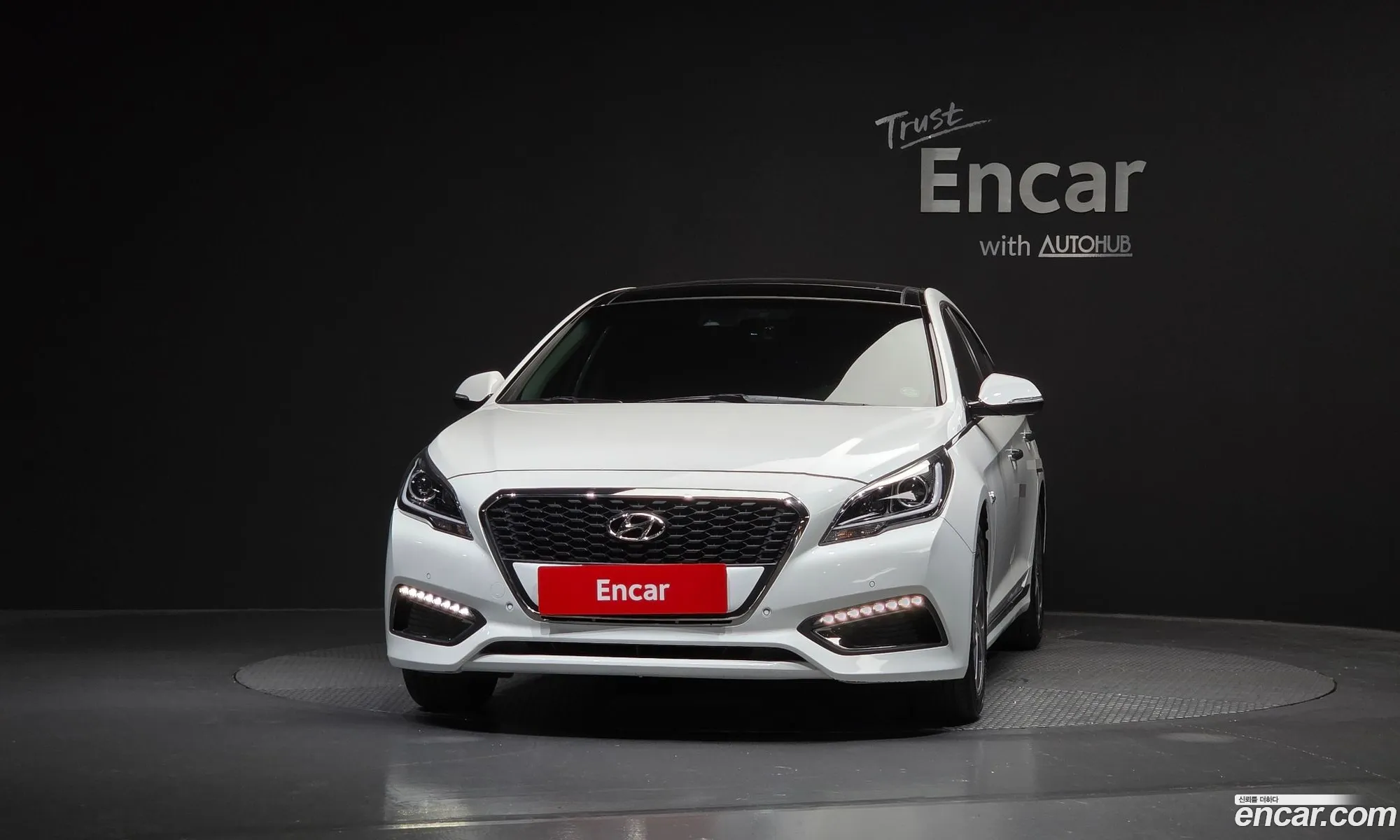 Hyundai LF Sonata Hybrid 2016 — 8