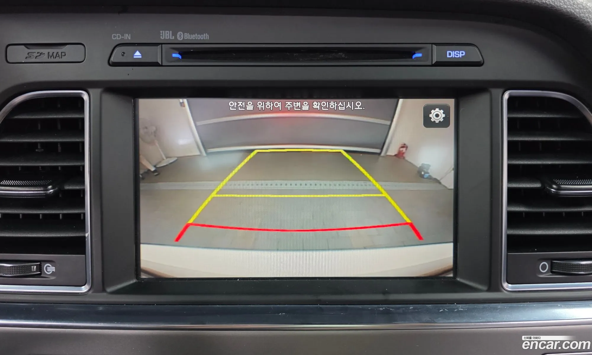 Hyundai LF Sonata Hybrid 2016 — 12