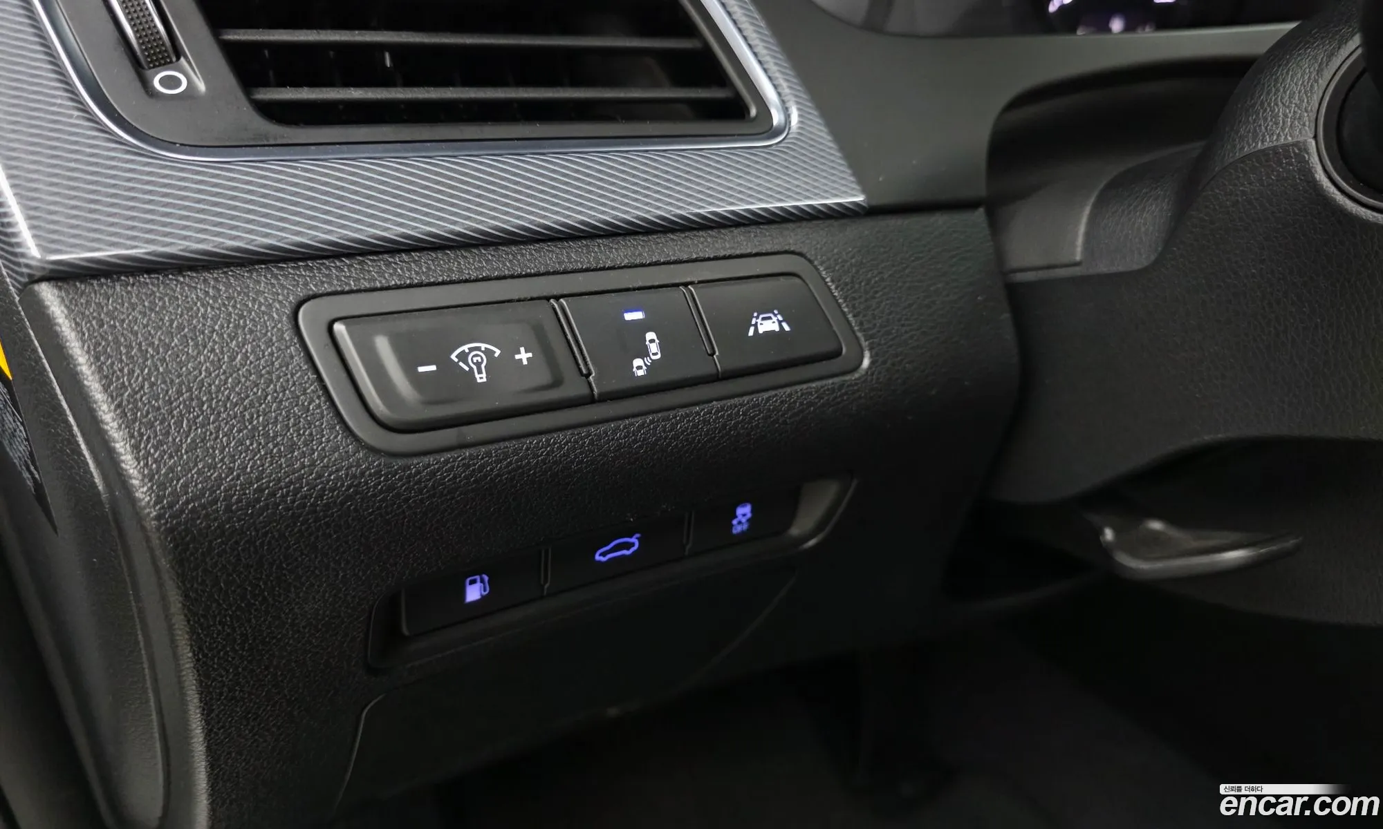 Hyundai LF Sonata Hybrid 2016 — 13