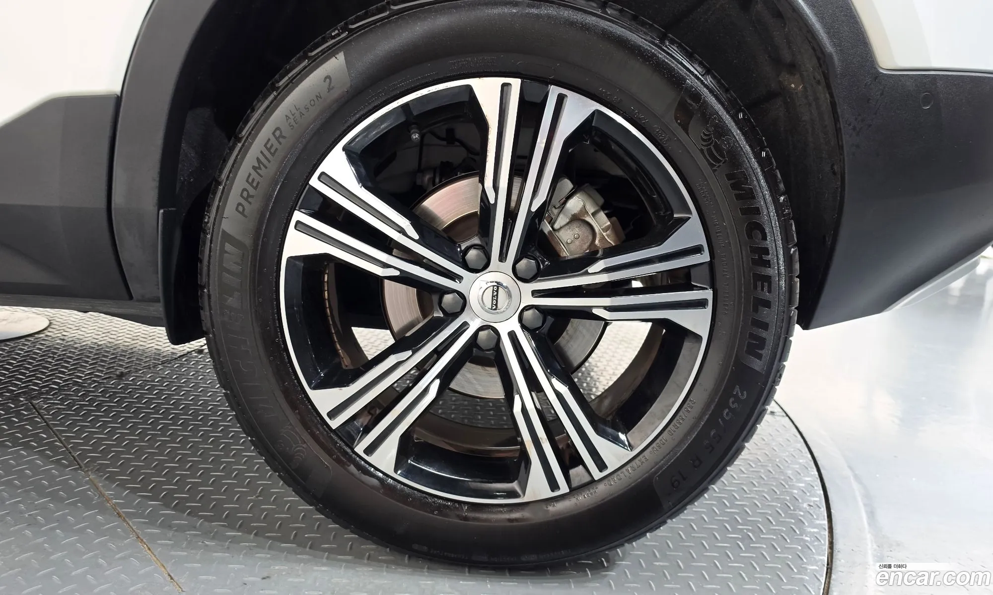 Volvo XC40 2022 — 26