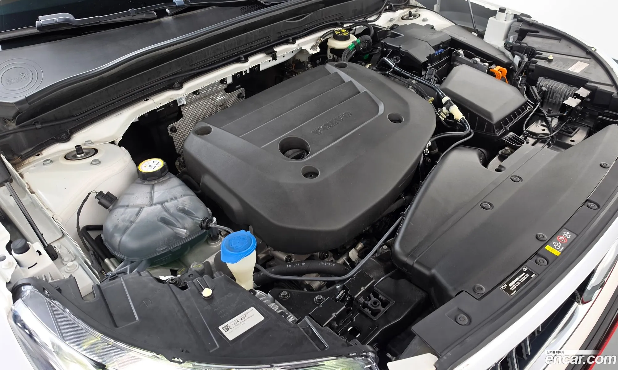 Volvo XC40 2022 — 3