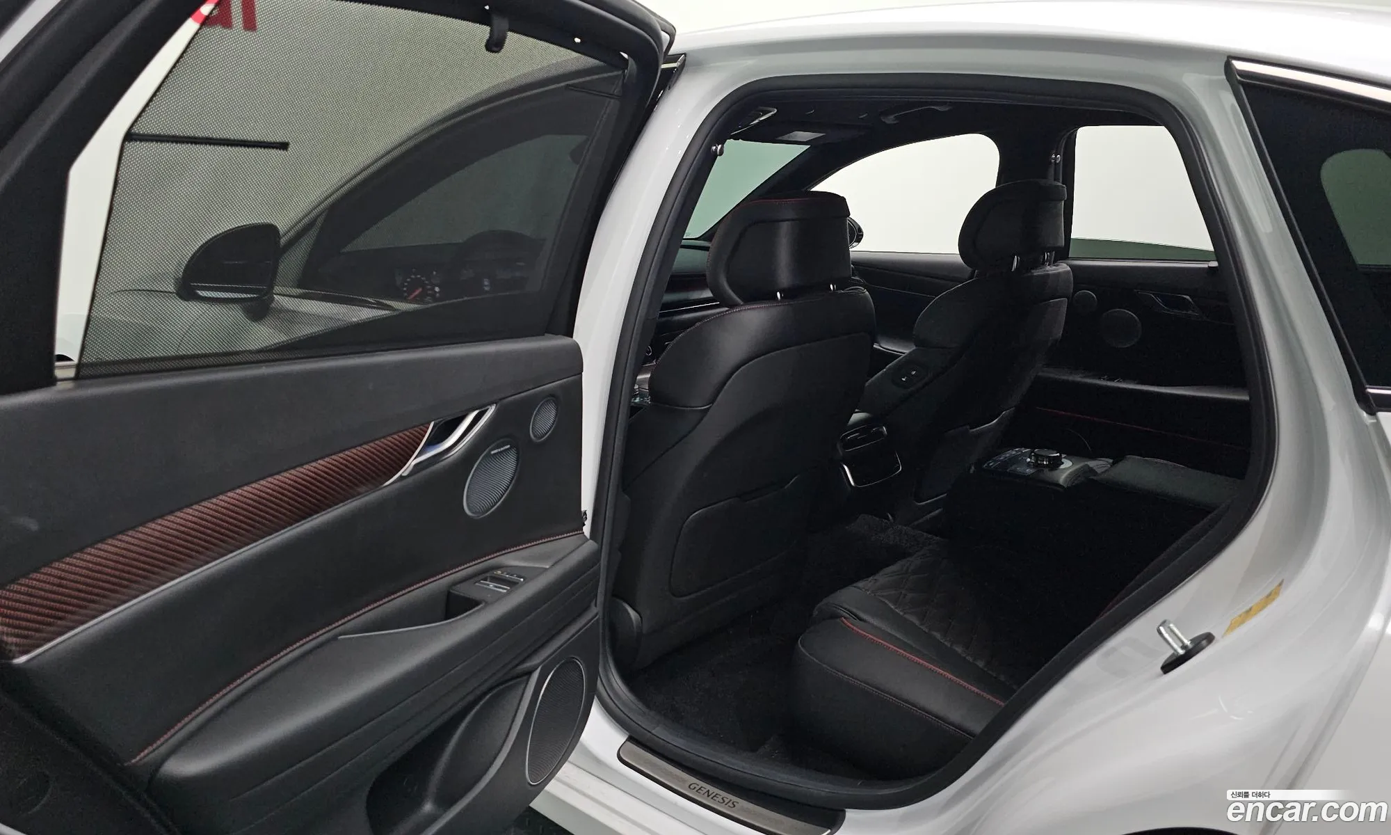 Genesis G80 2024 — 10