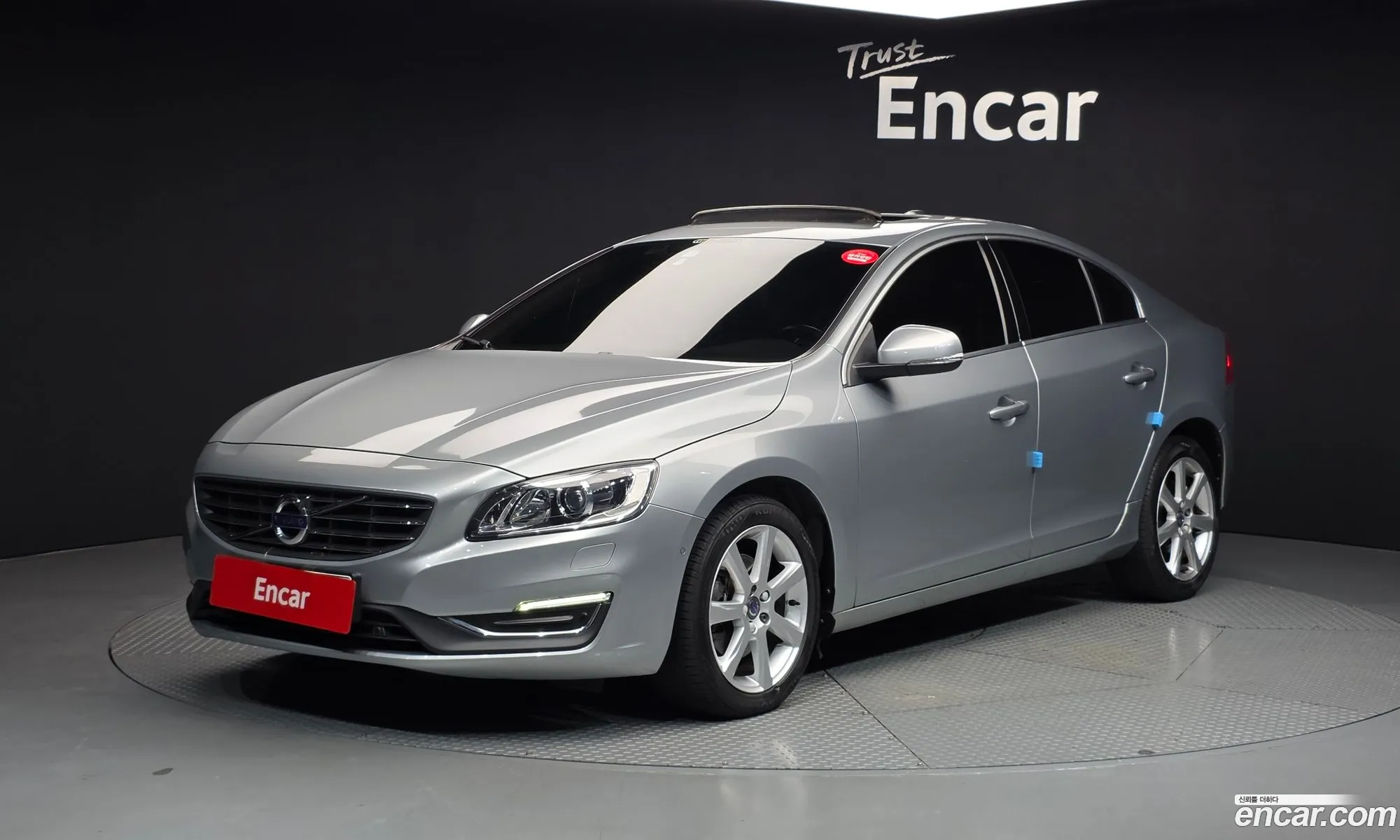 Volvo S60 2016 YV1FS79B0G2411703 — 3